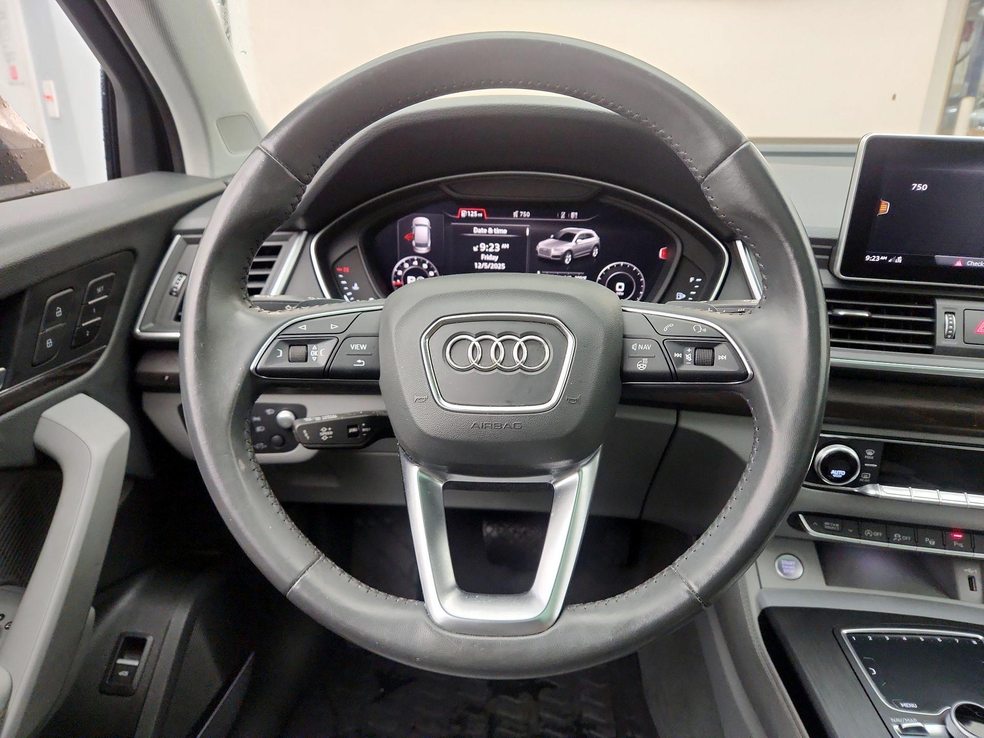 Thumbnail: 2019 Audi Q5 - 10