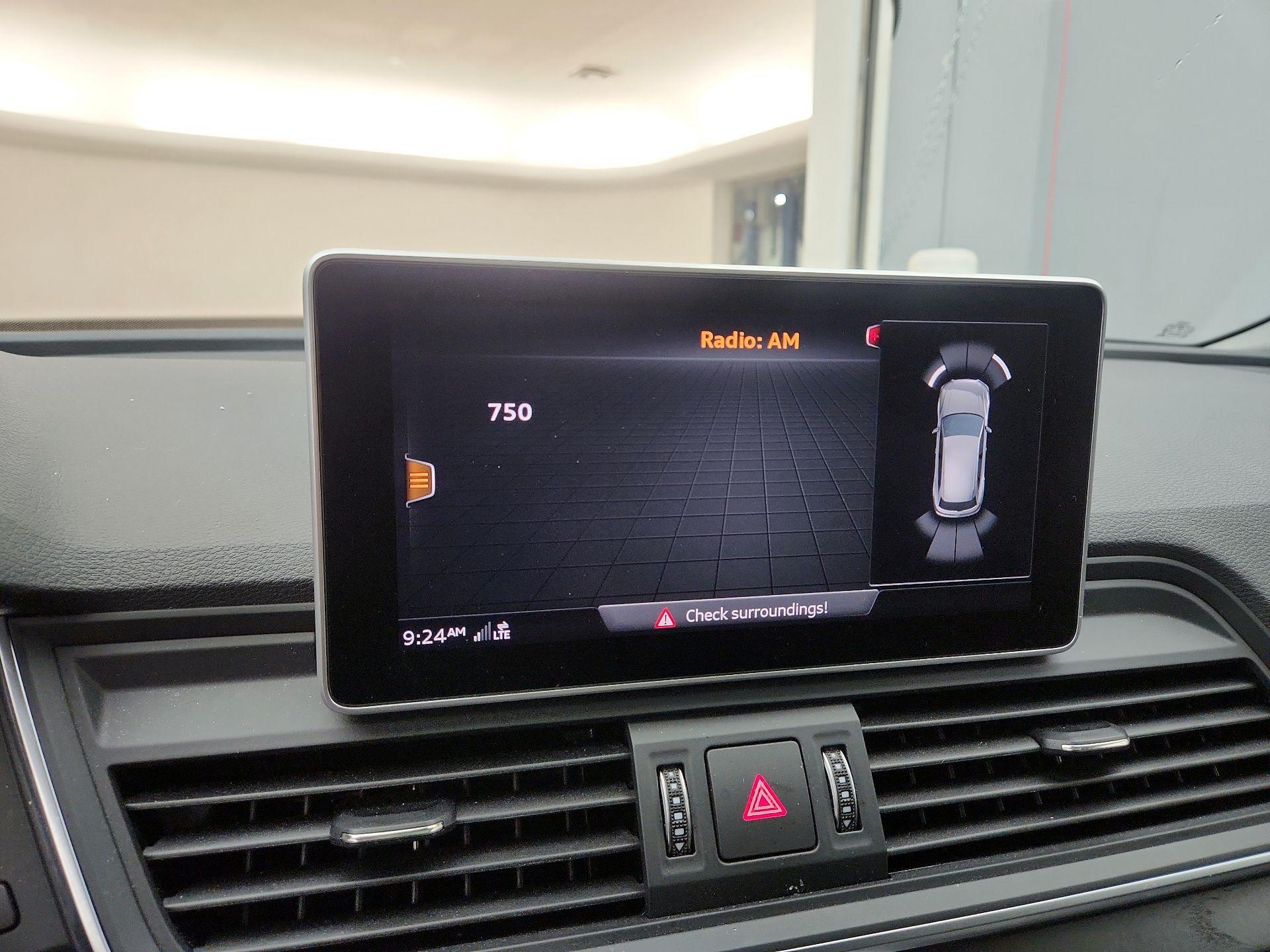 Thumbnail: 2019 Audi Q5 - 16