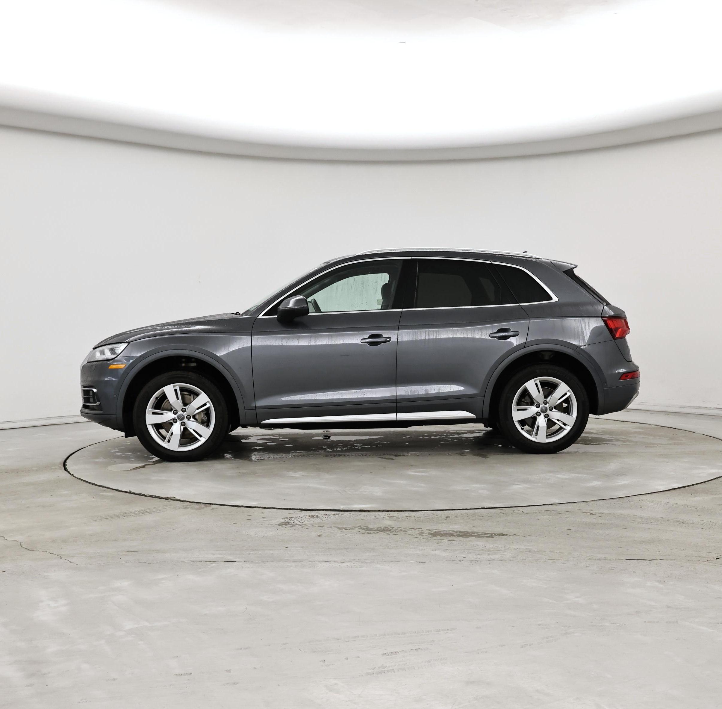 Thumbnail: 2019 Audi Q5 - 3