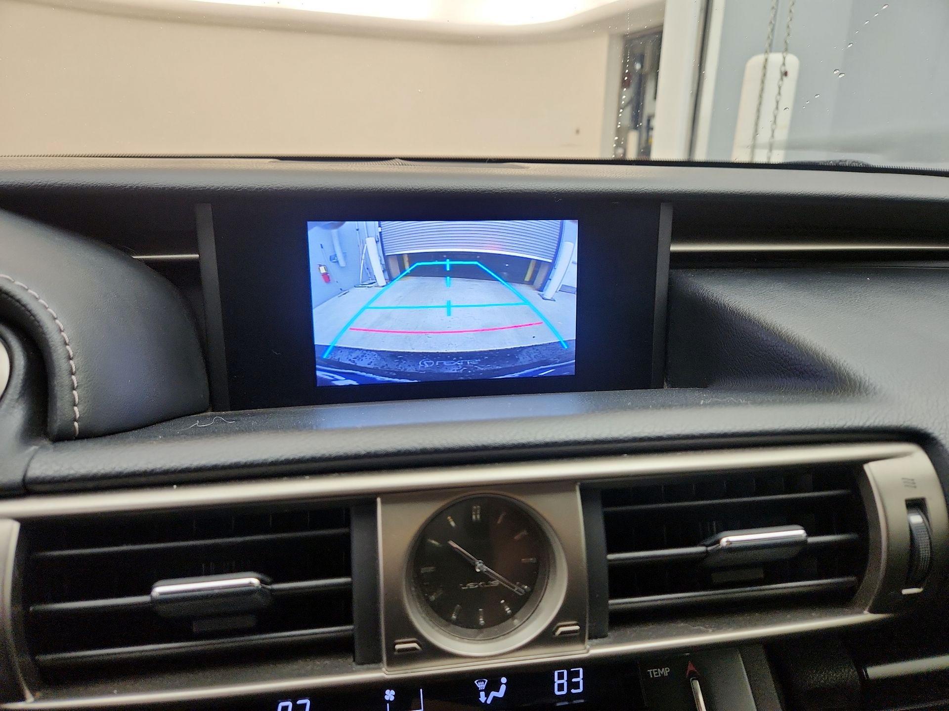 Thumbnail: 2014 Lexus IS - 15