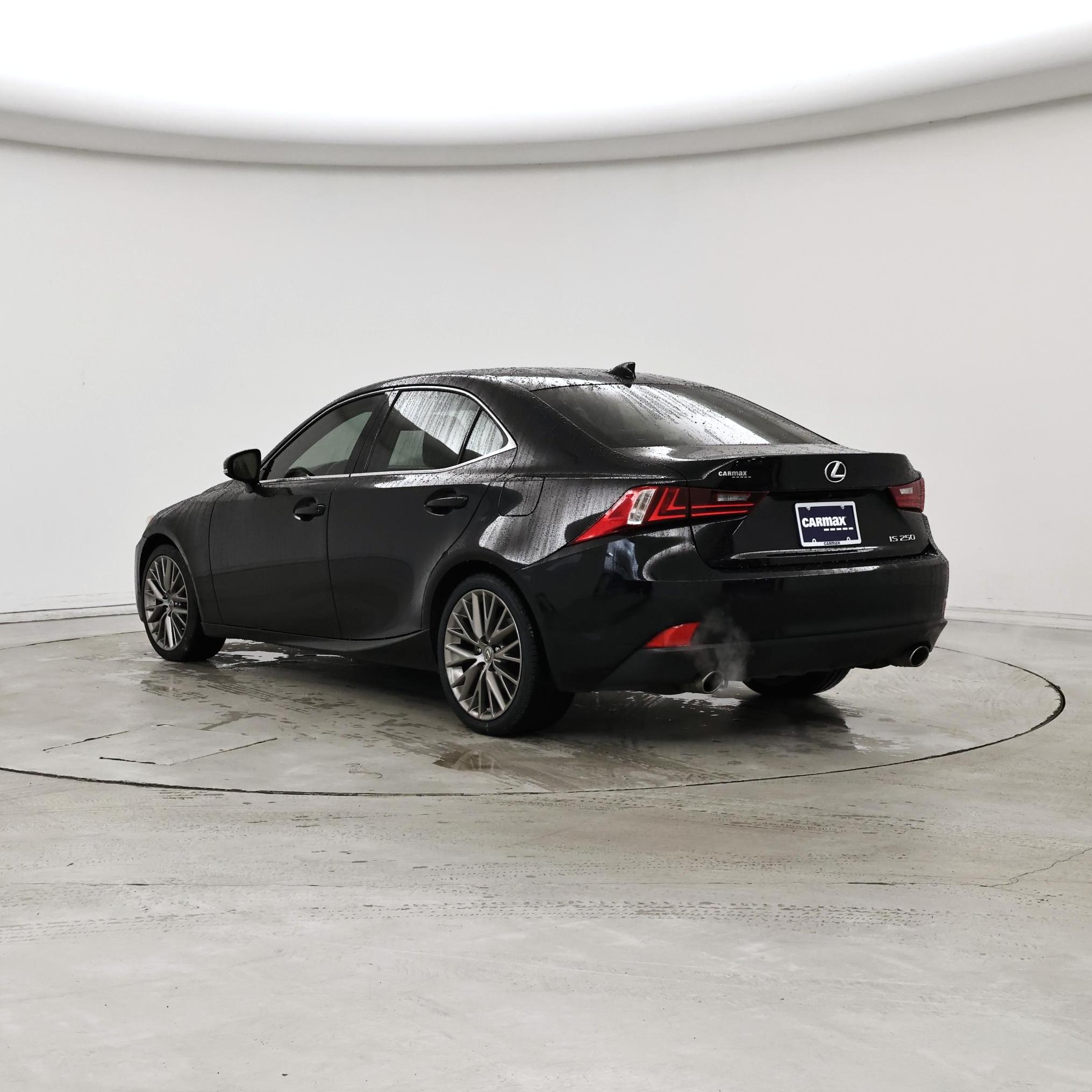 Thumbnail: 2014 Lexus IS - 2