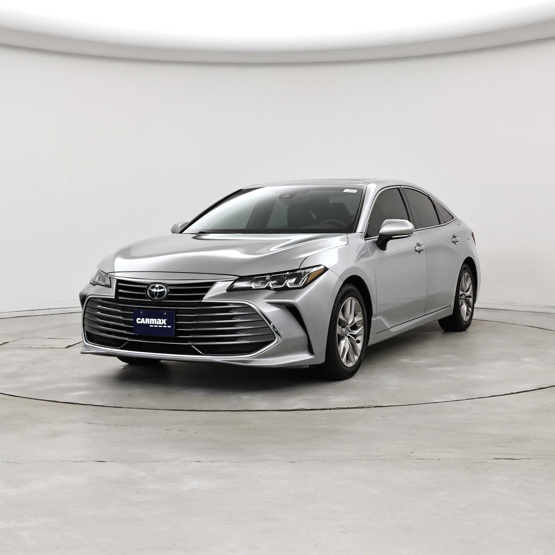 Thumbnail: 2019 Toyota Avalon - 4