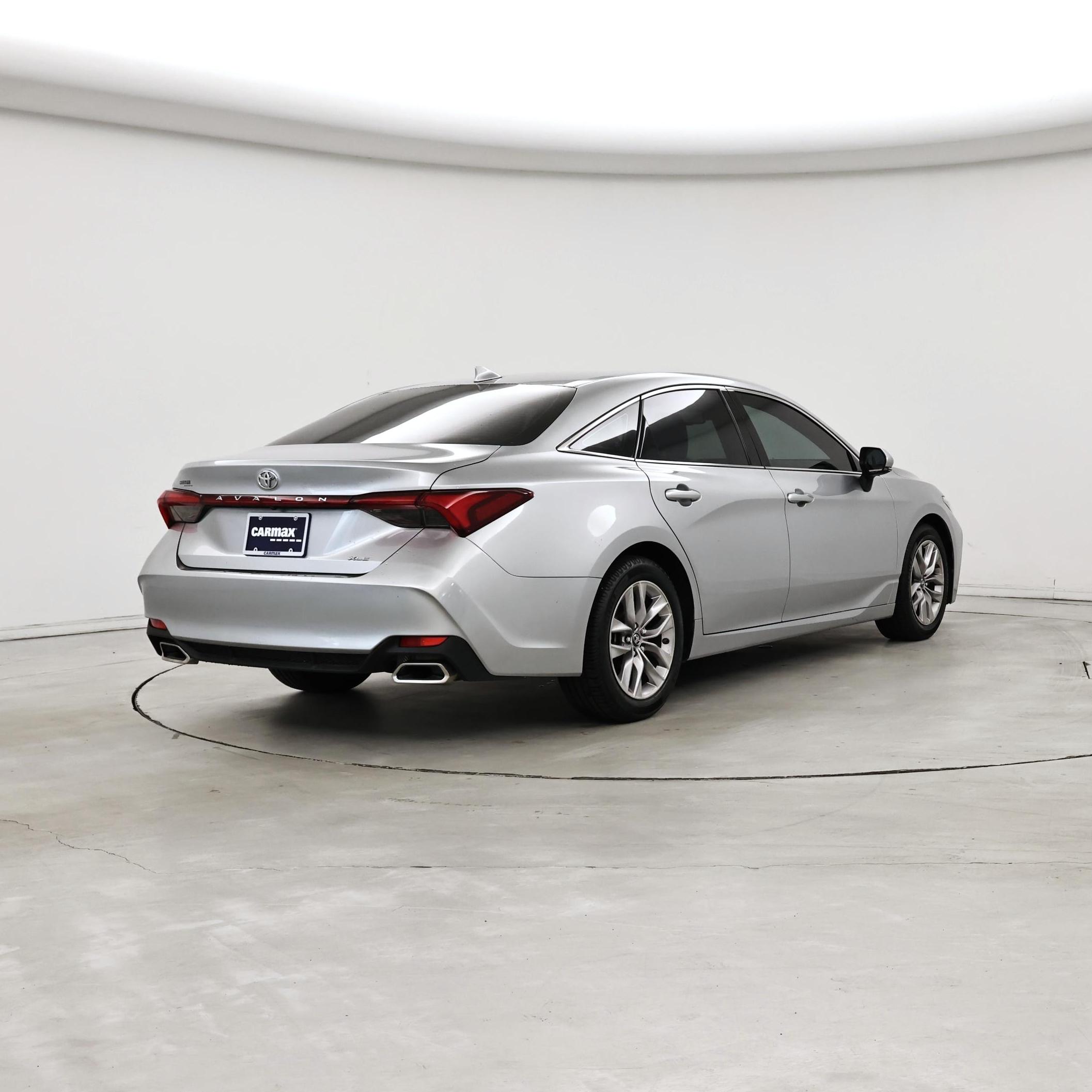 Thumbnail: 2019 Toyota Avalon - 8