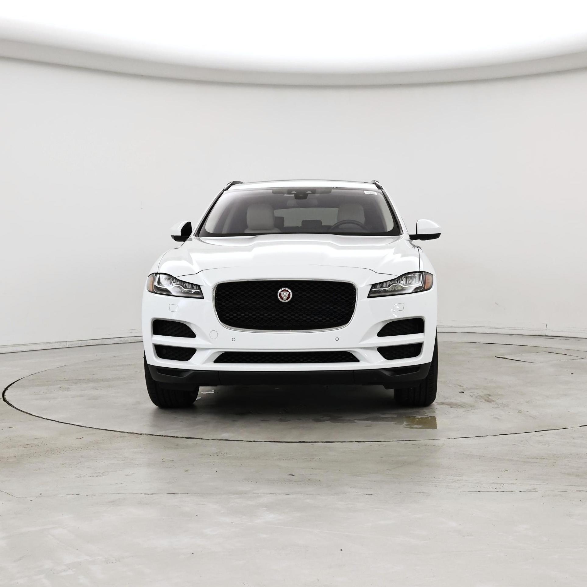 Thumbnail: 2018 Jaguar F-Pace - 5