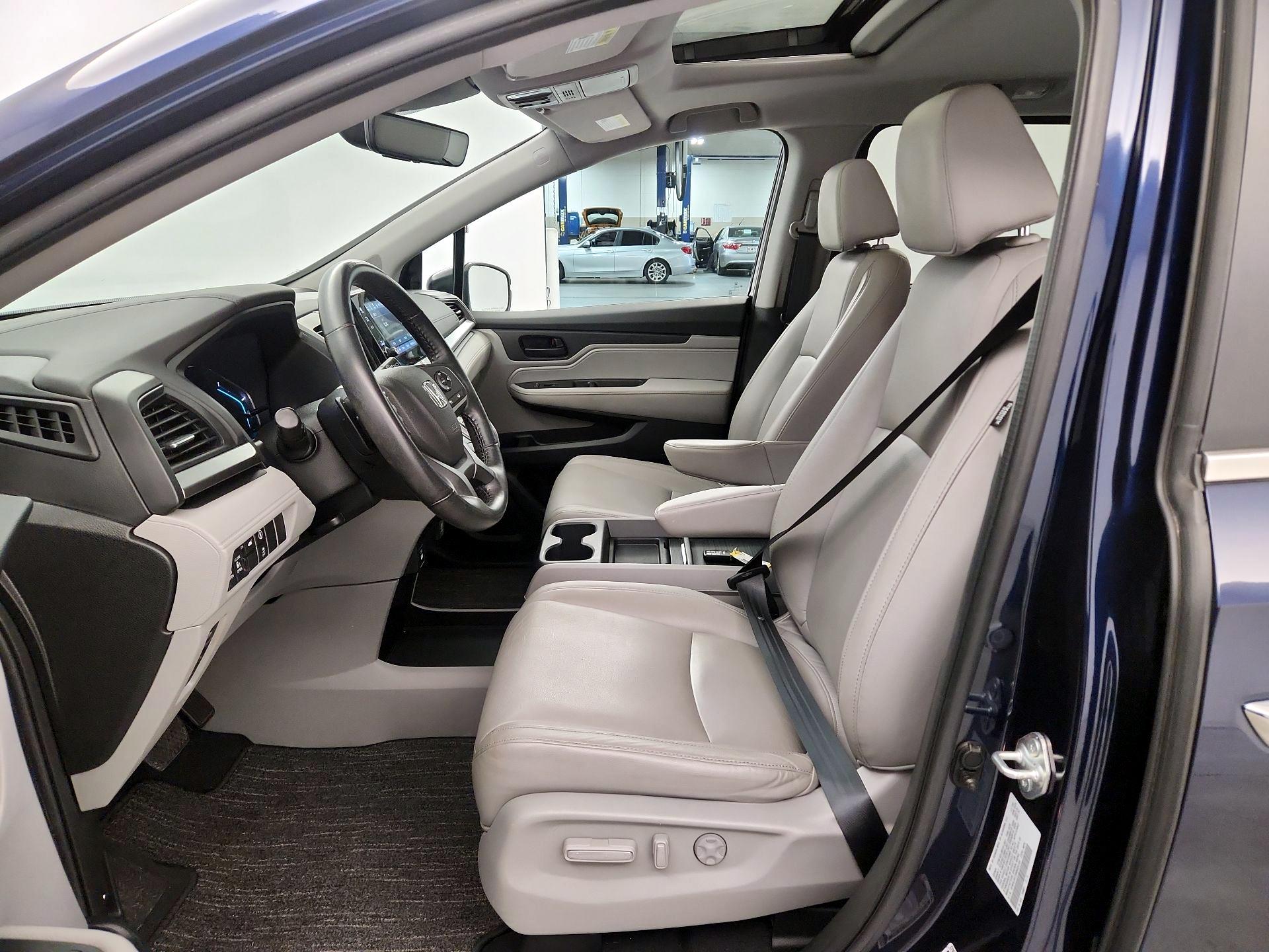 Thumbnail: 2021 Honda Odyssey - 11