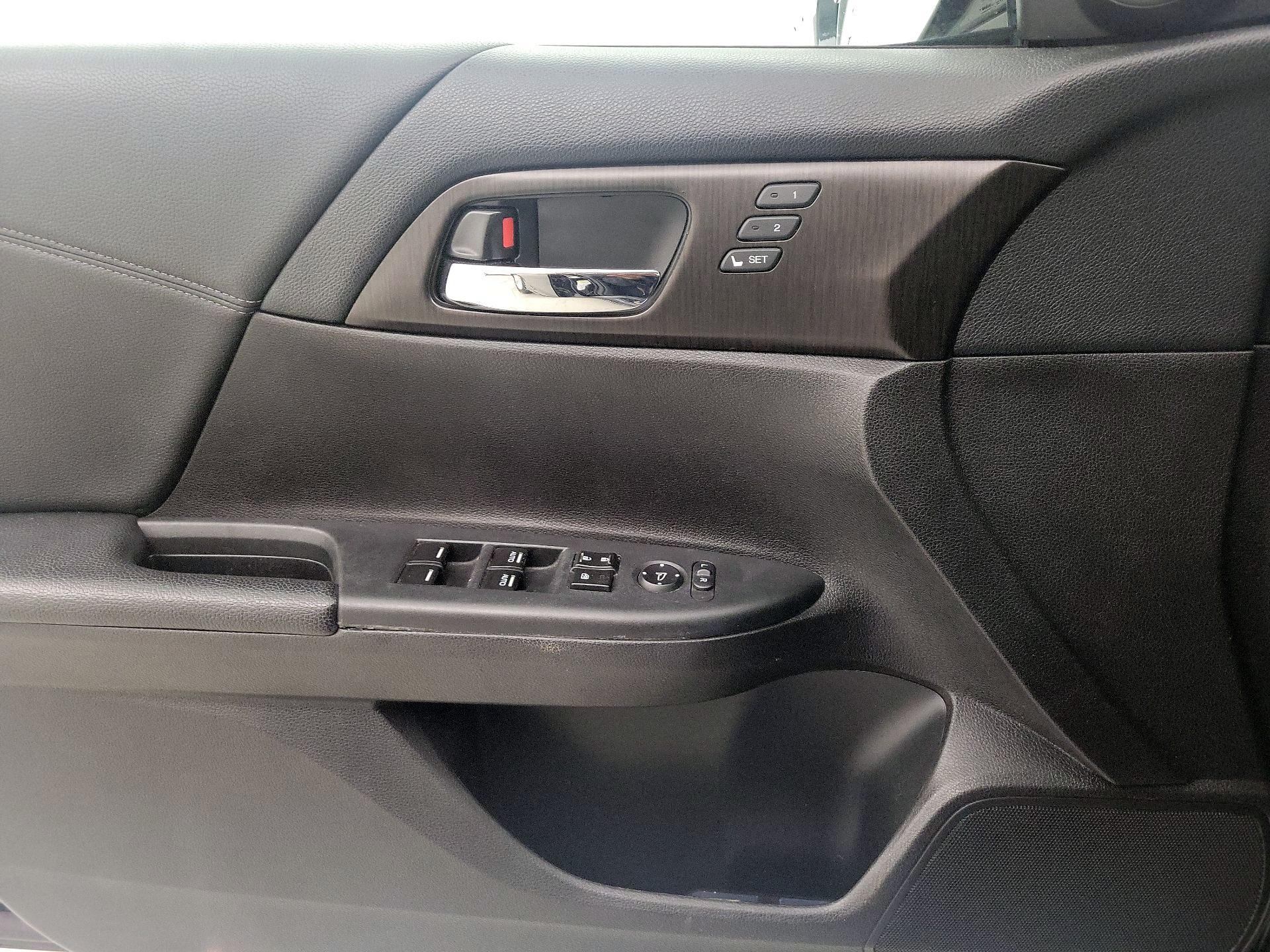 Thumbnail: 2014 Honda Accord - 12