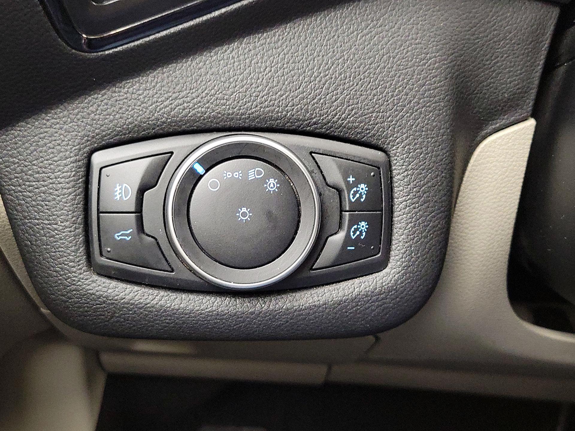 Thumbnail: 2017 Ford Escape - 13