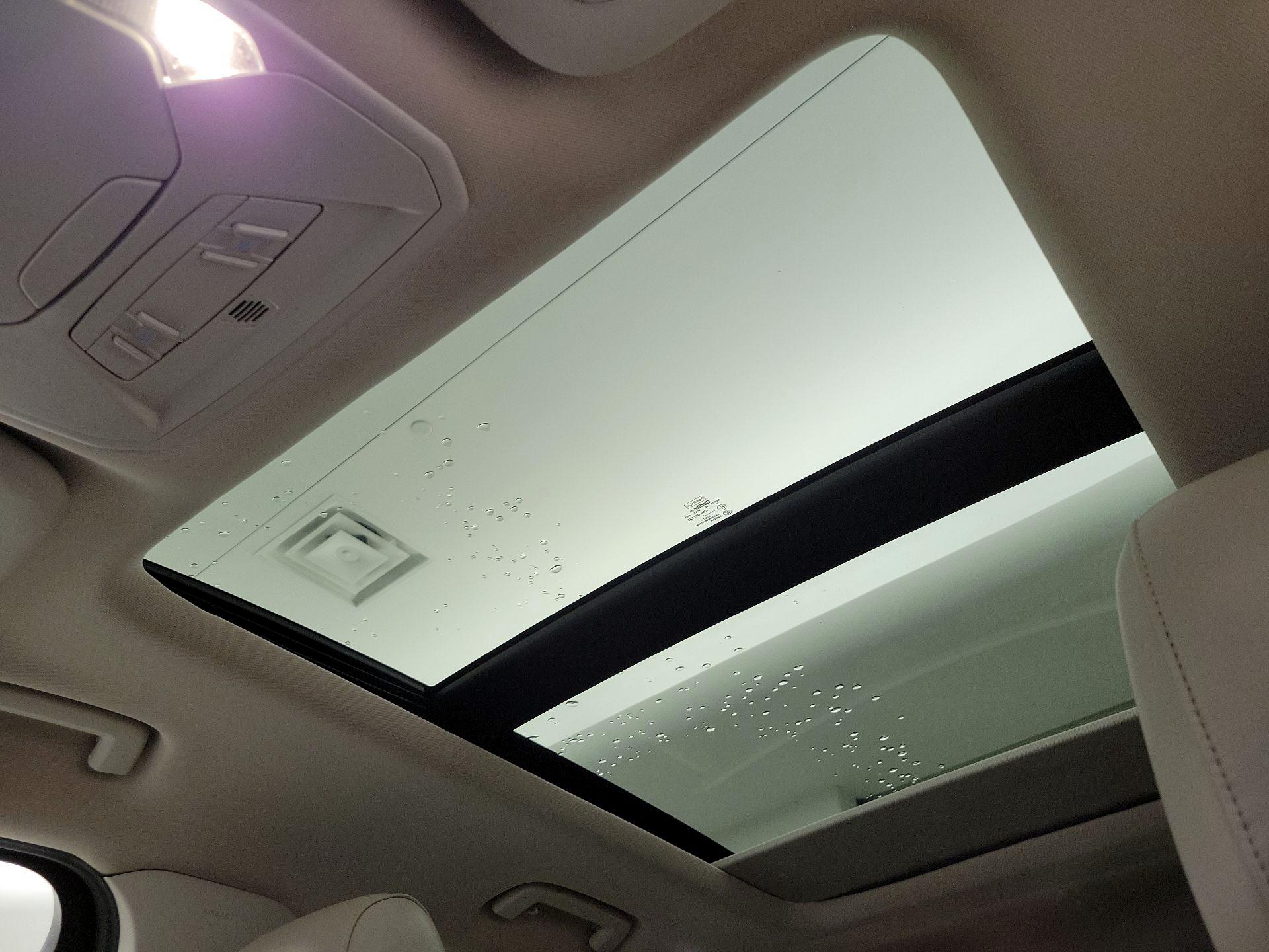 Thumbnail: 2017 Ford Escape - 19