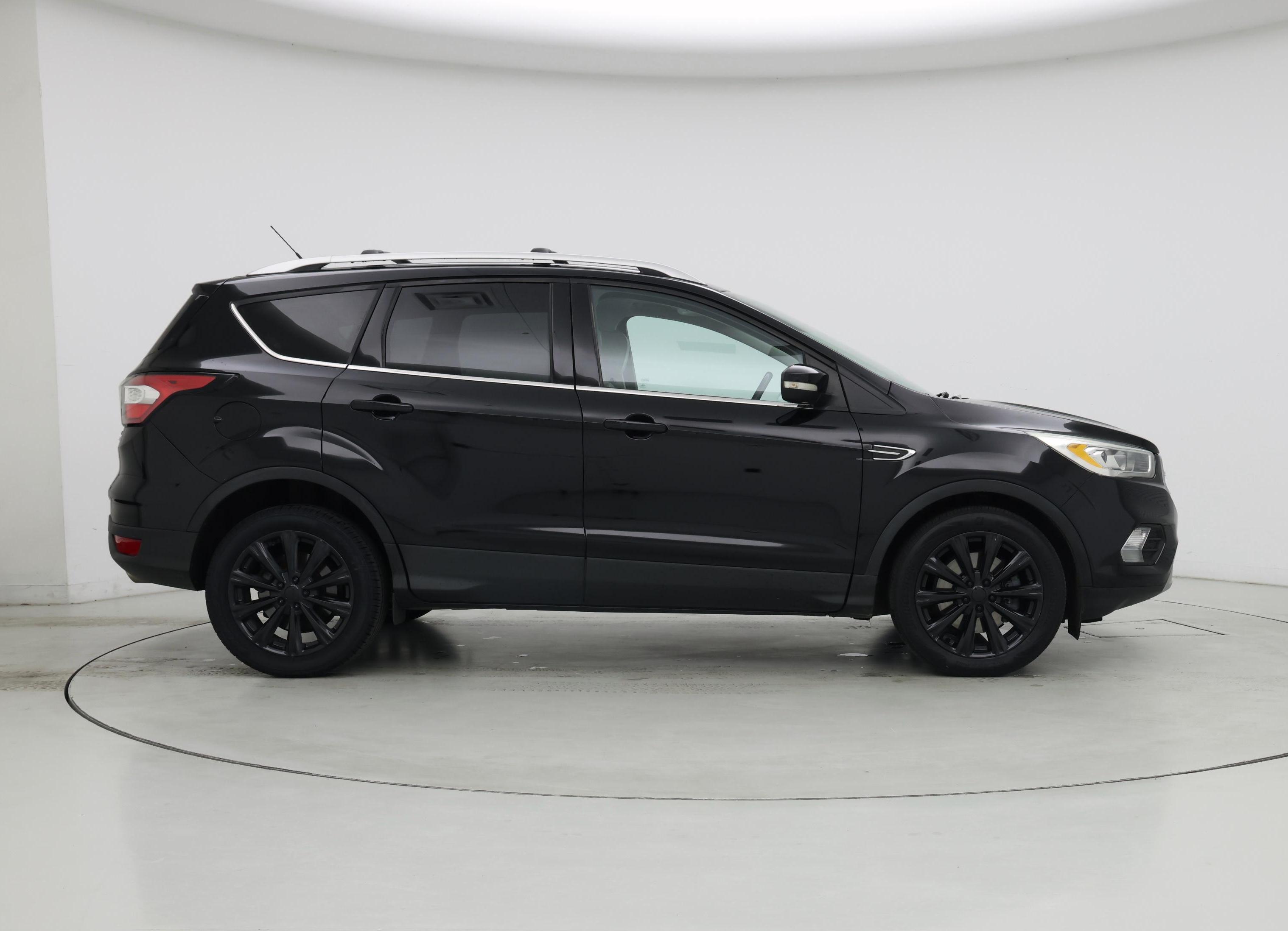 Thumbnail: 2017 Ford Escape - 7