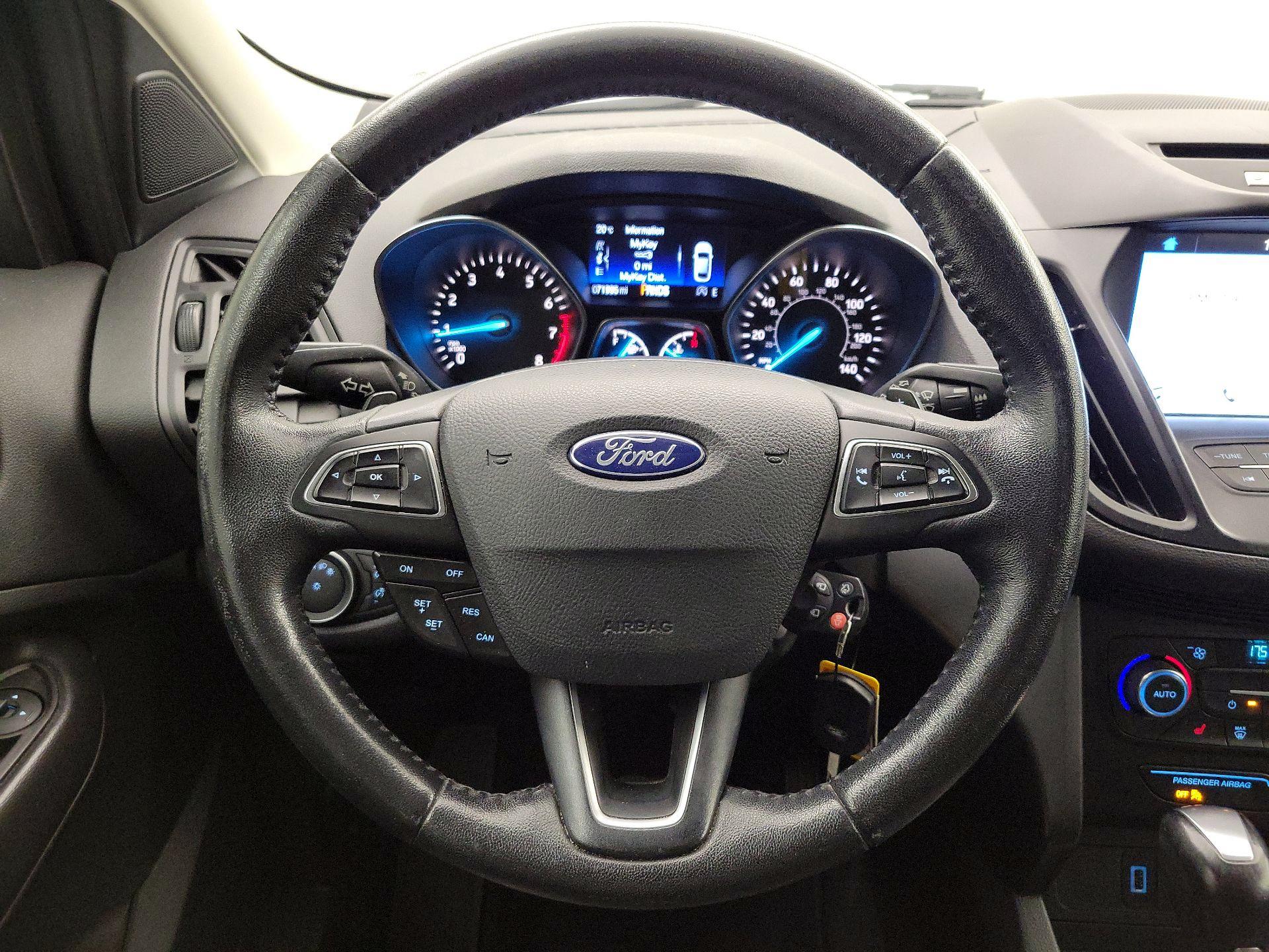 Thumbnail: 2017 Ford Escape - 10