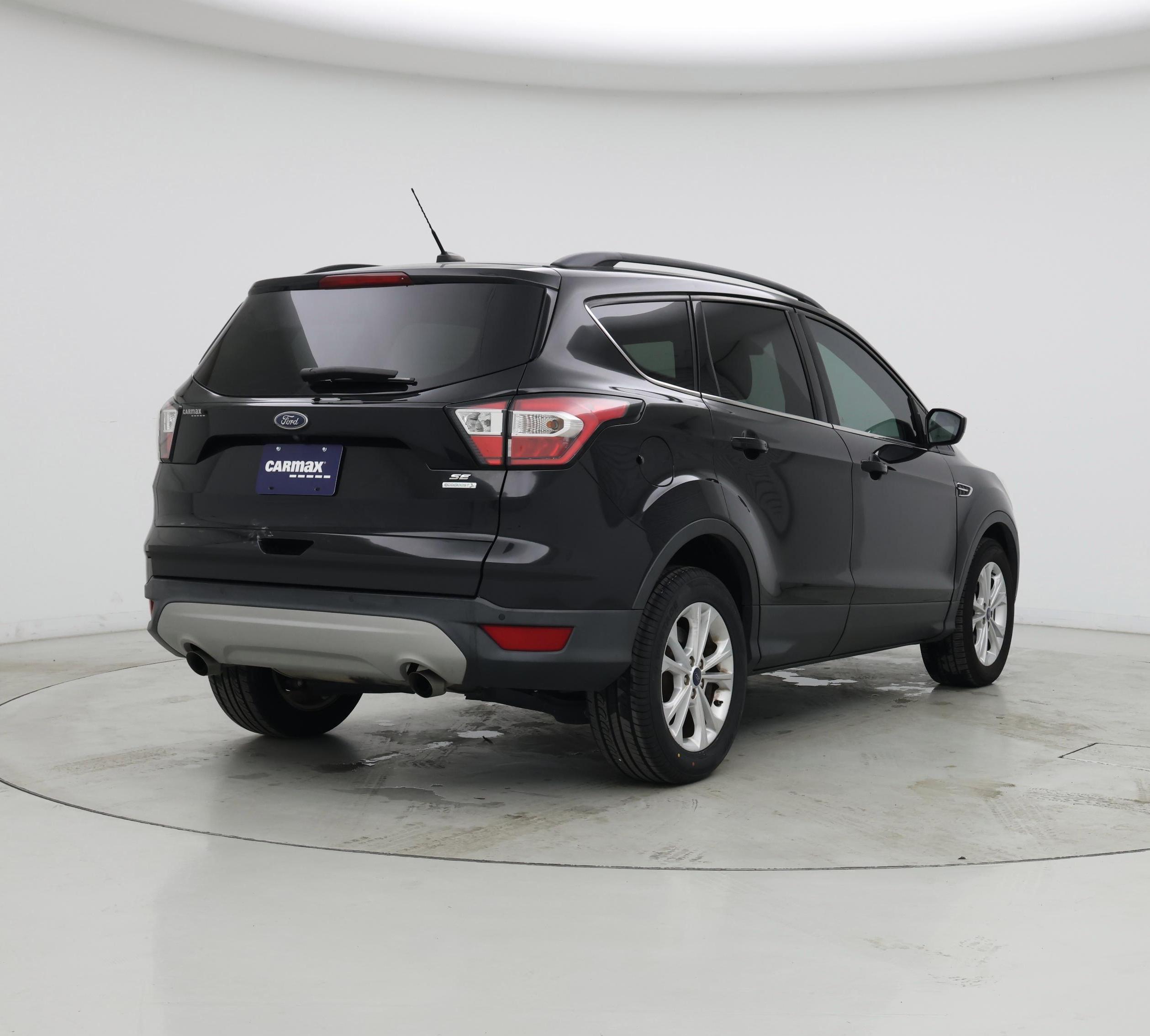 Thumbnail: 2017 Ford Escape - 8
