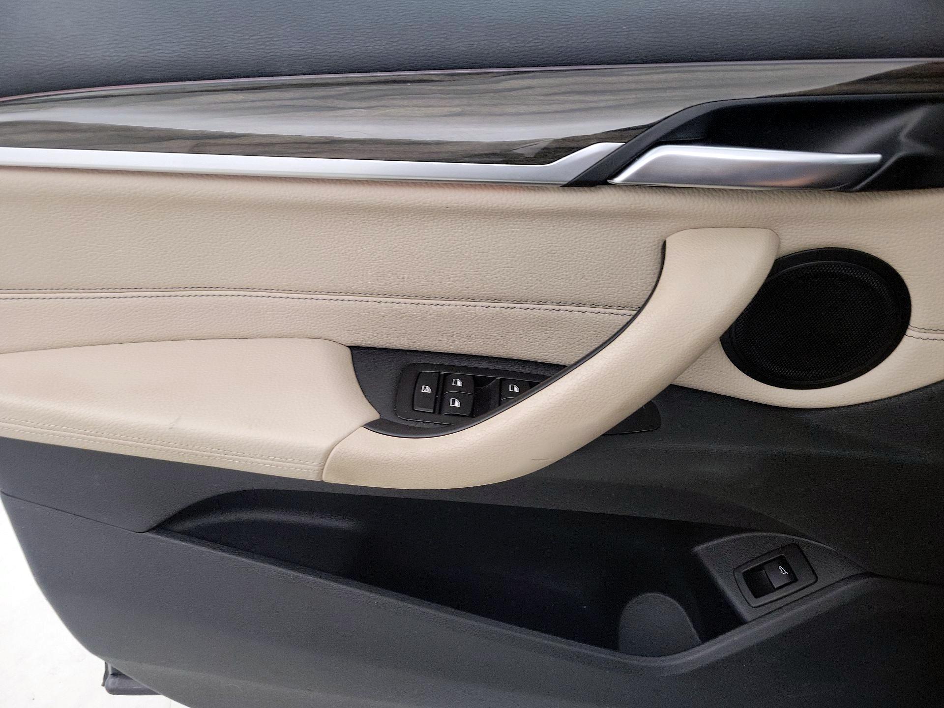 Thumbnail: 2018 BMW X1 - 12