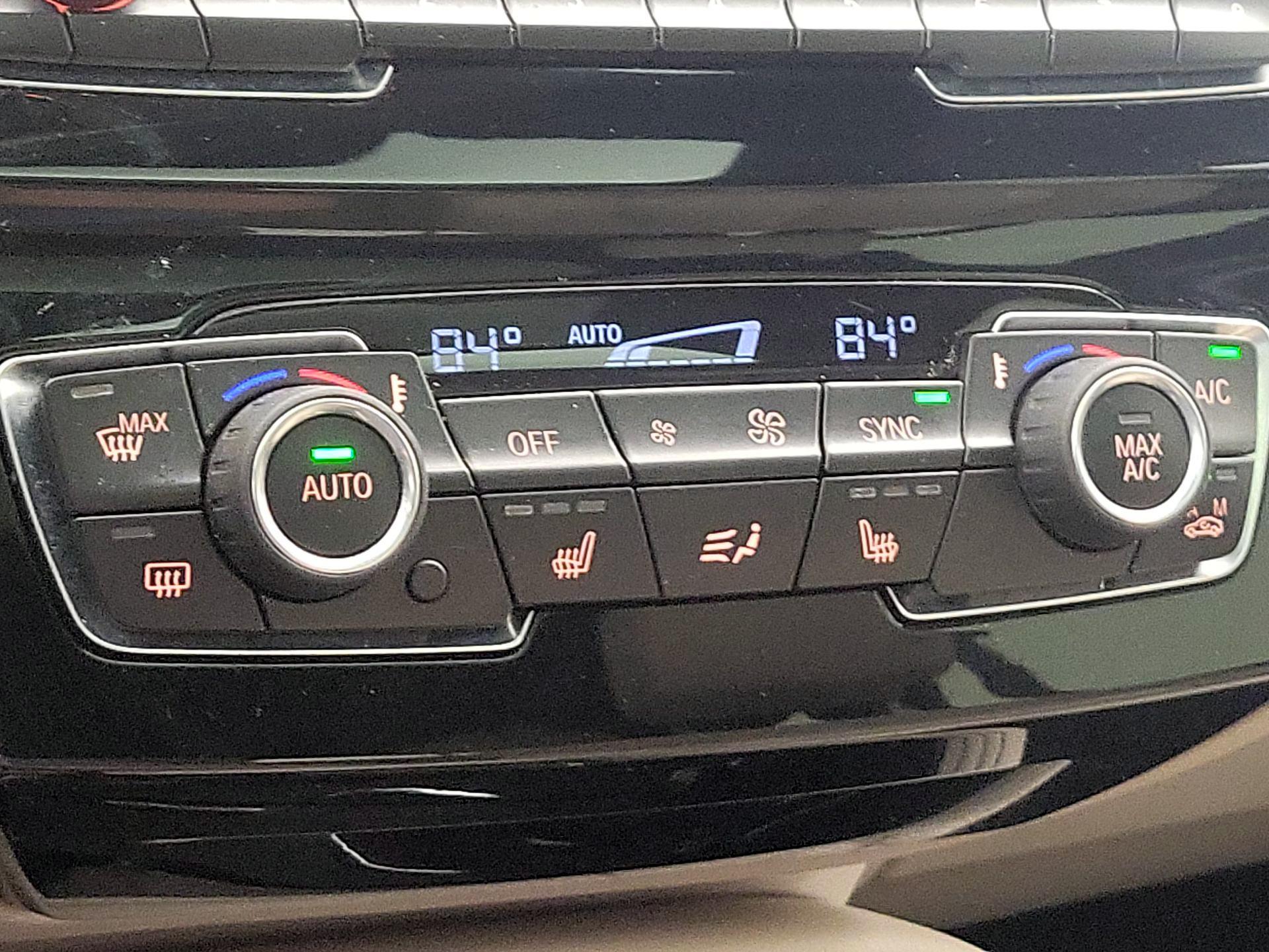 Thumbnail: 2018 BMW X1 - 16