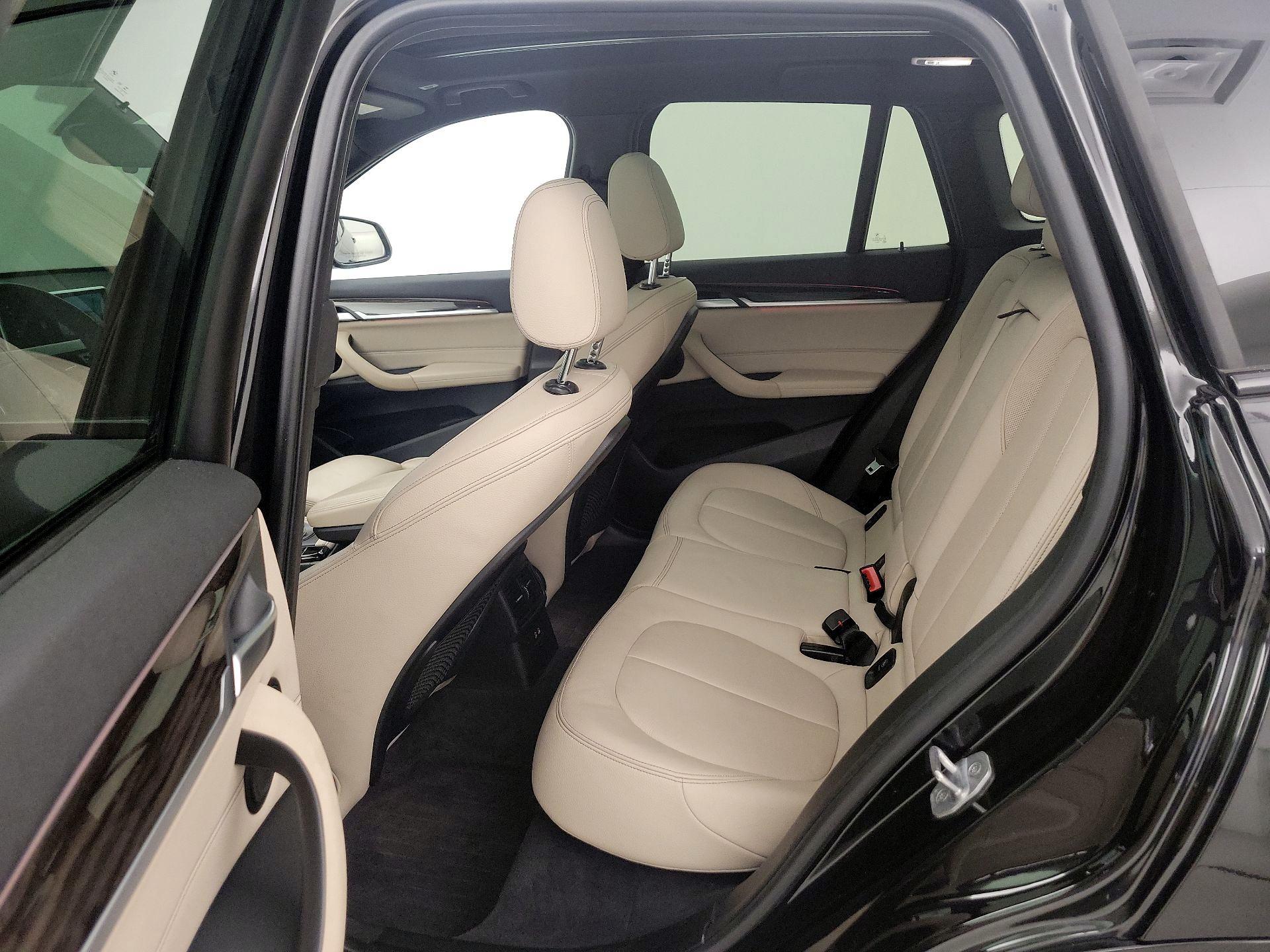 Thumbnail: 2018 BMW X1 - 19