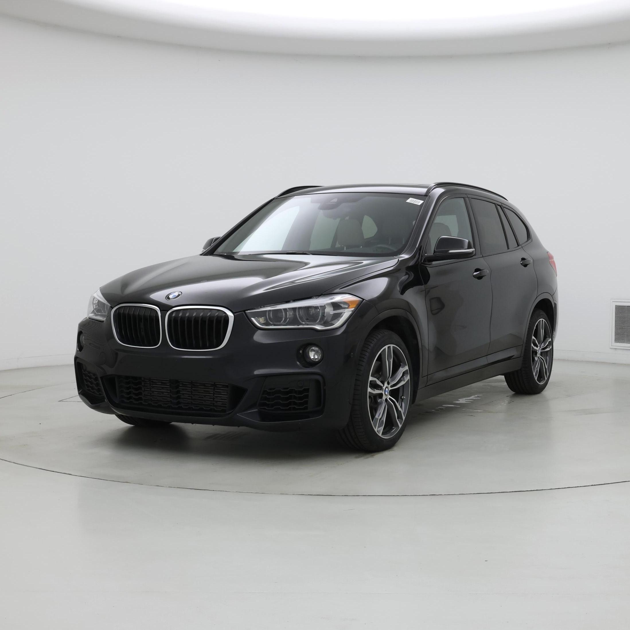 Thumbnail: 2018 BMW X1 - 4
