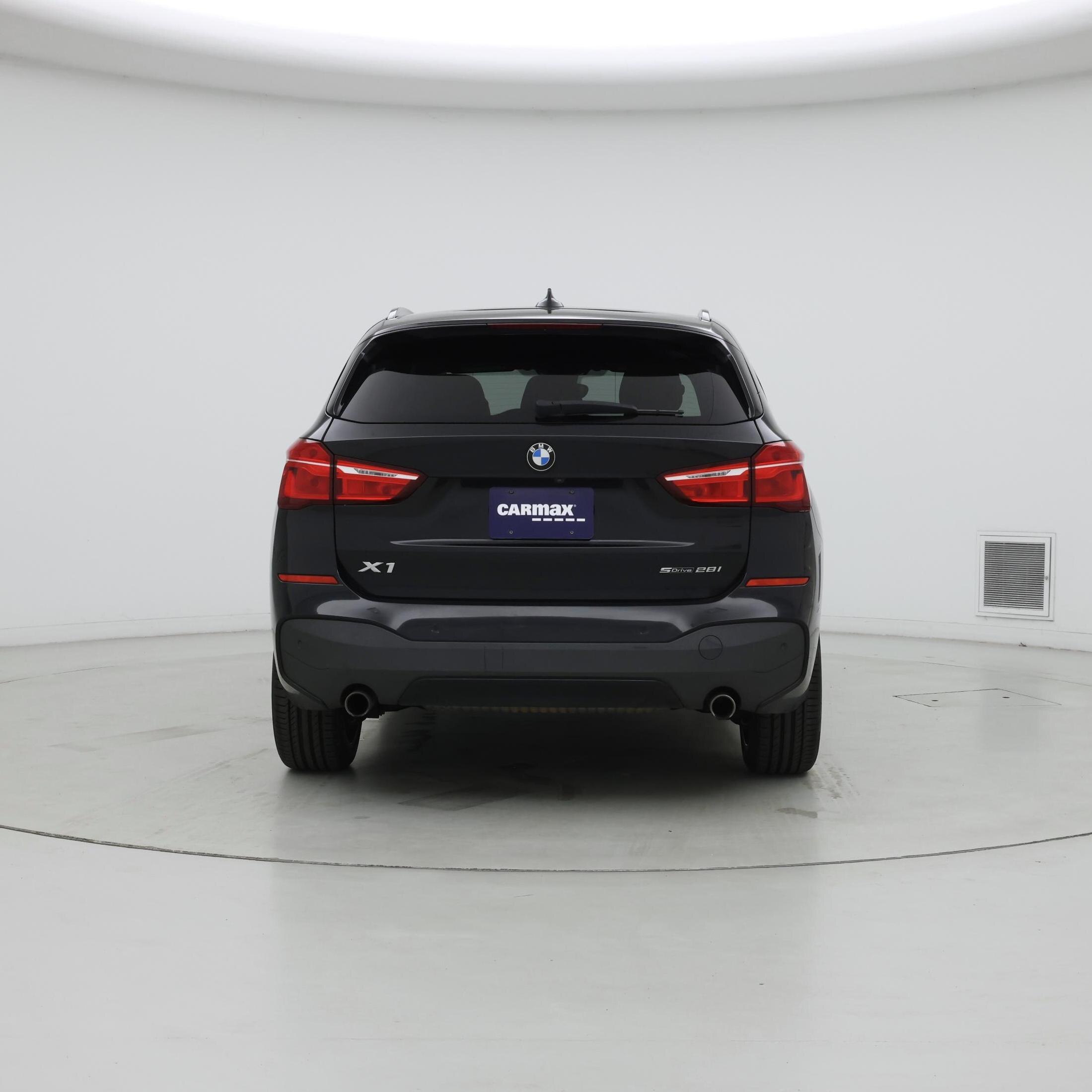 Thumbnail: 2018 BMW X1 - 6