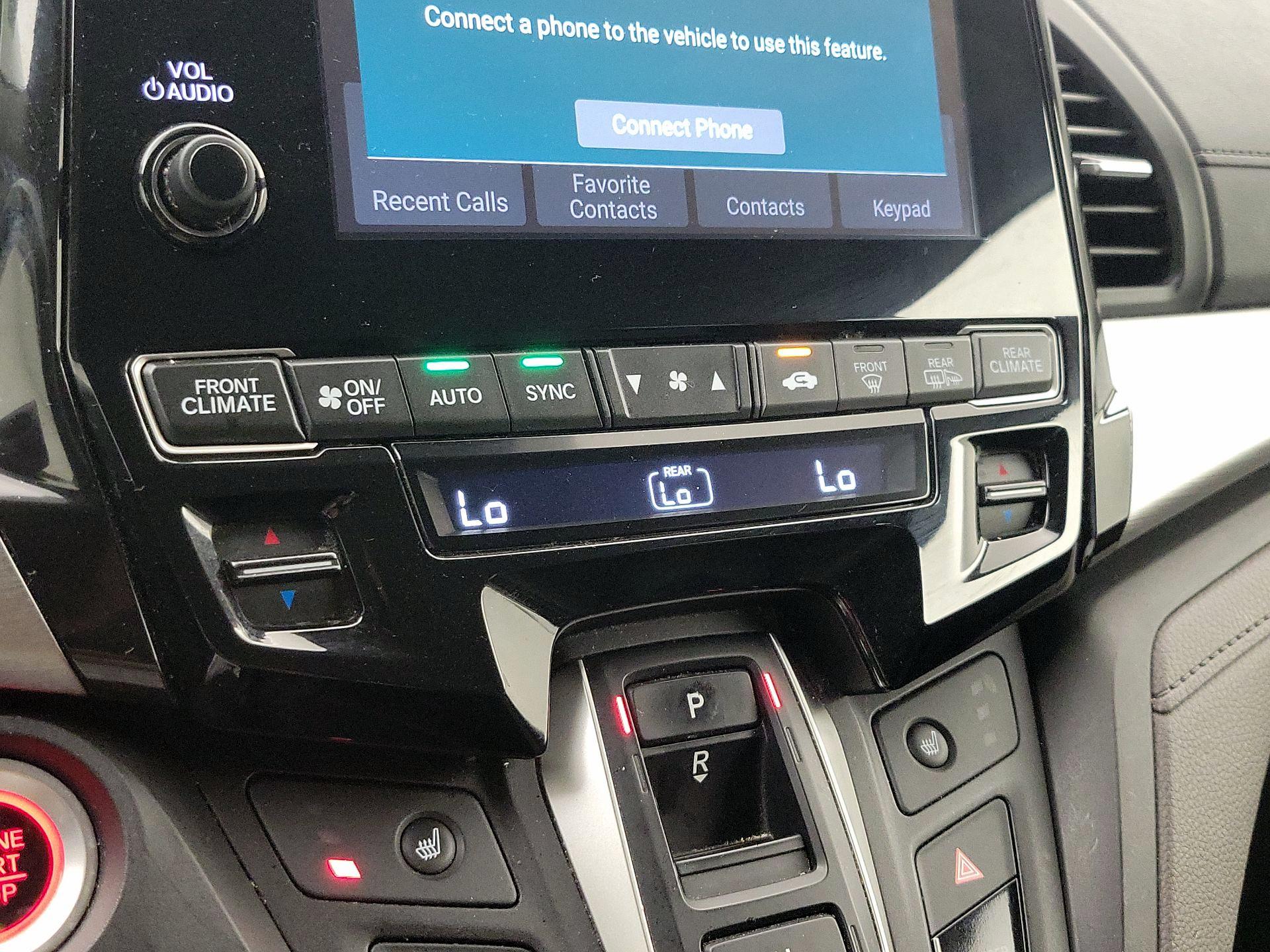 Thumbnail: 2018 Honda Odyssey - 16