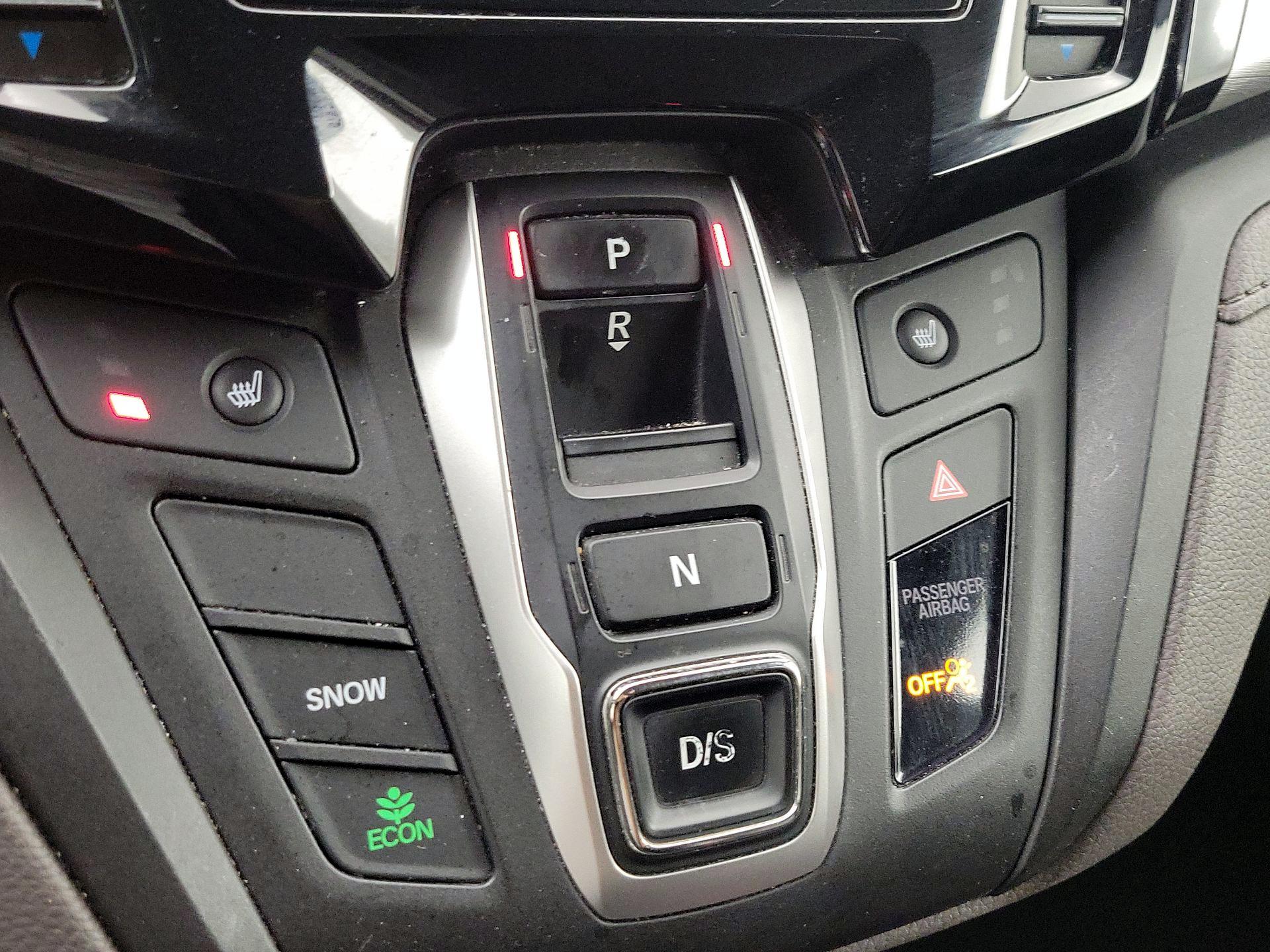 Thumbnail: 2018 Honda Odyssey - 17