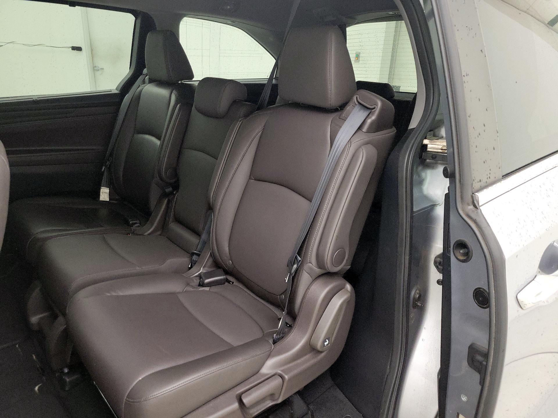 Thumbnail: 2018 Honda Odyssey - 20