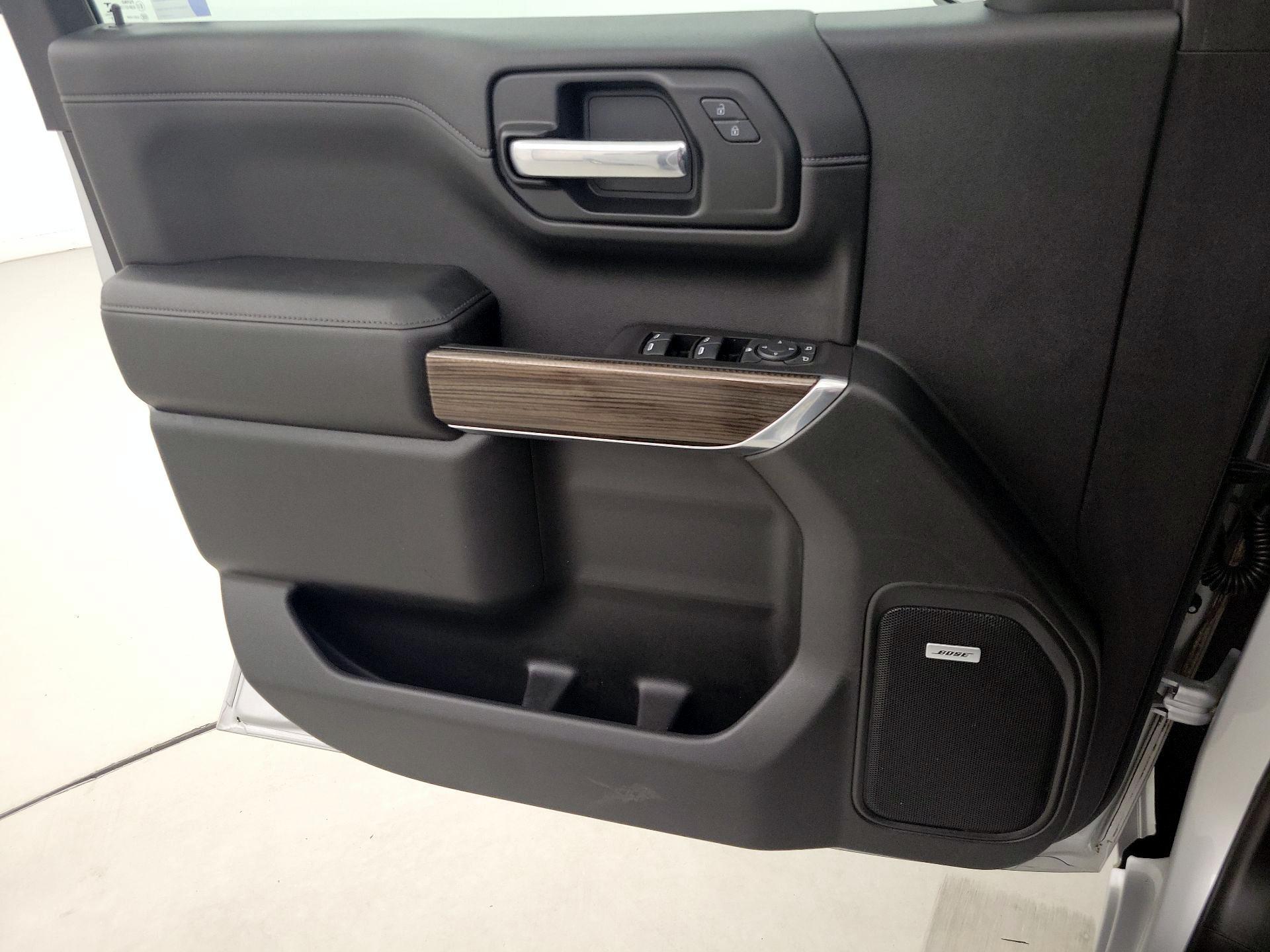 Thumbnail: 2020 Chevrolet Silverado 1500 - 12