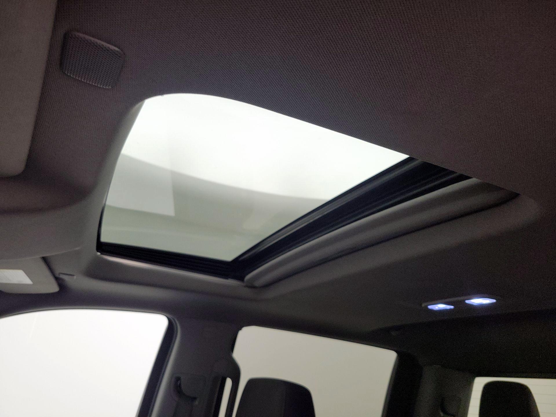 Thumbnail: 2020 Chevrolet Silverado 1500 - 19