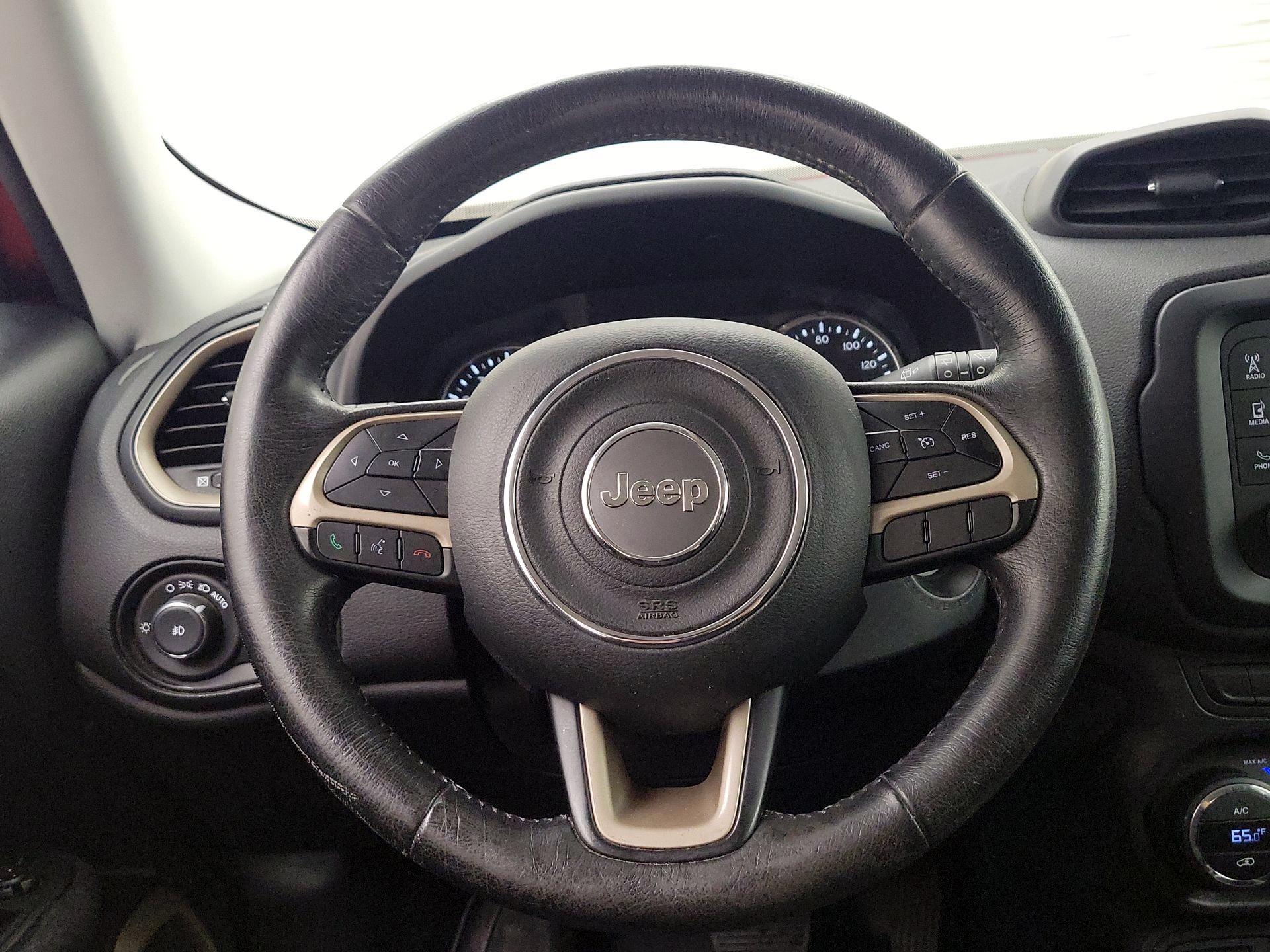 Thumbnail: 2015 Jeep Renegade - 10