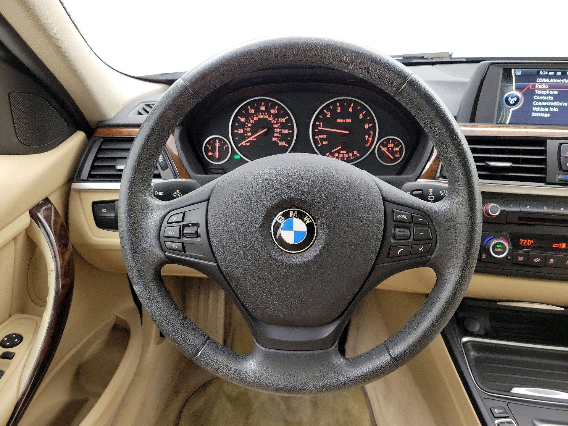 Thumbnail: 2014 BMW 3 Series - 10