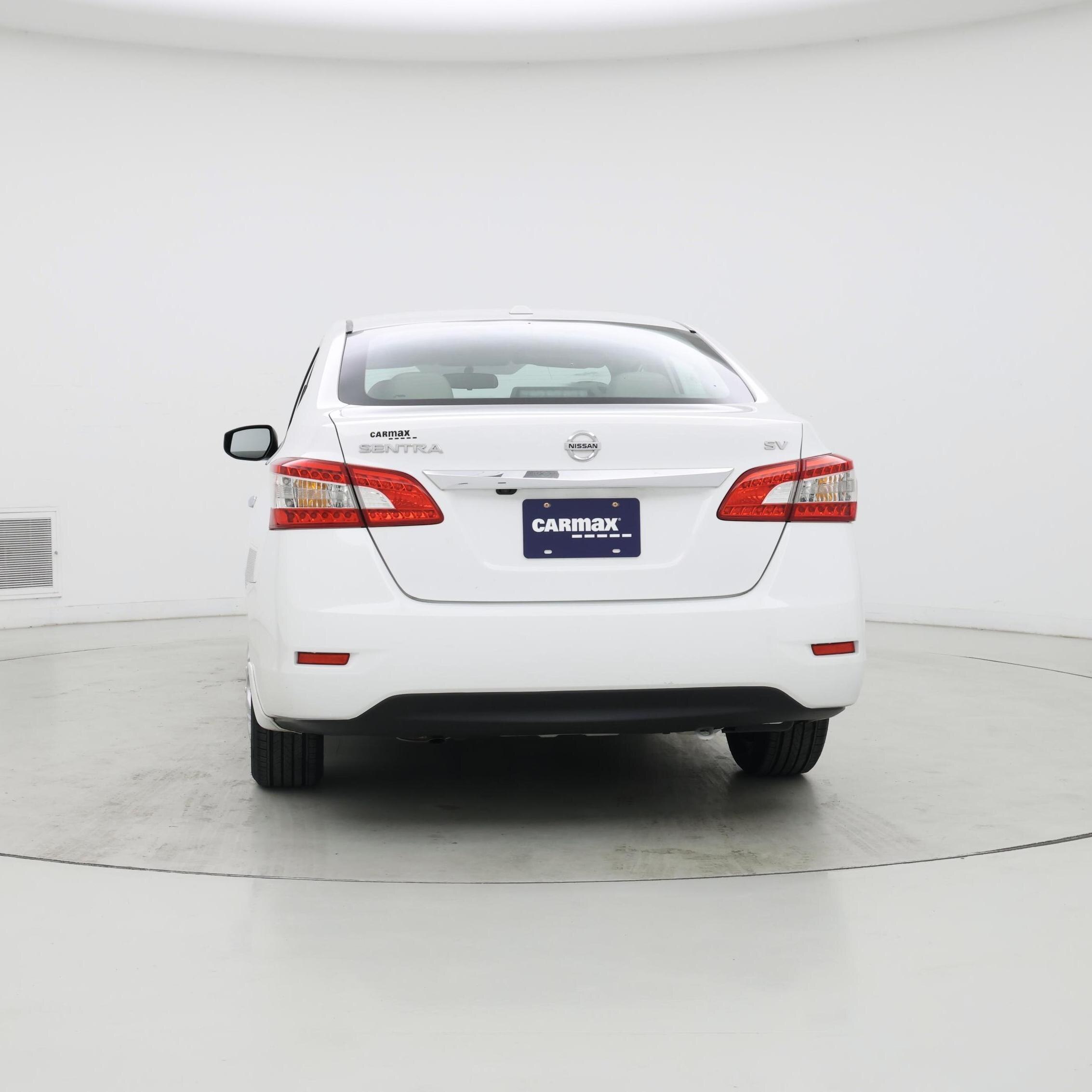 Thumbnail: 2015 Nissan Sentra - 6