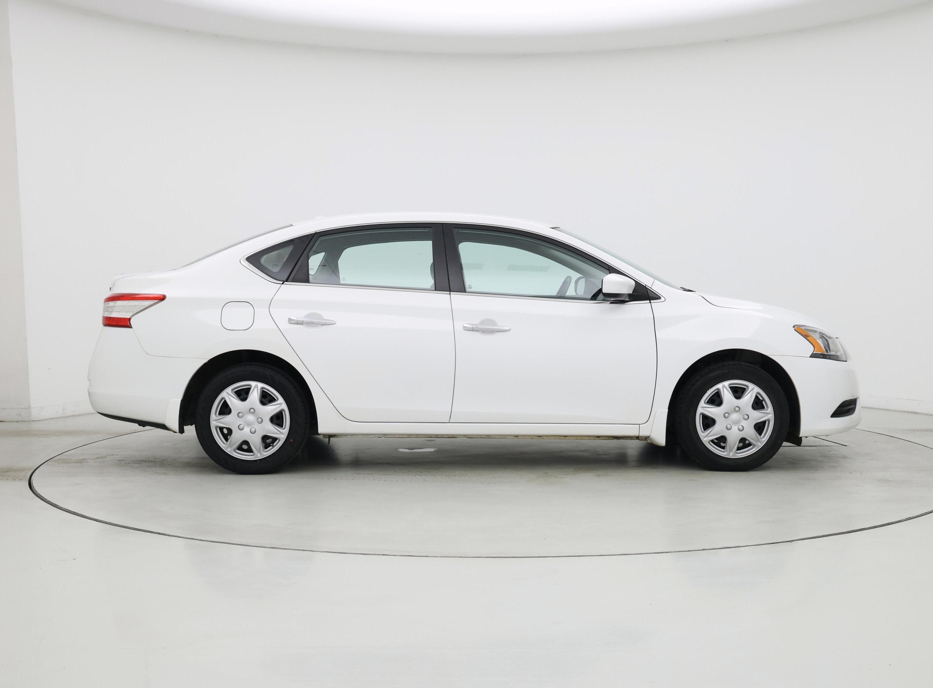 Thumbnail: 2015 Nissan Sentra - 7