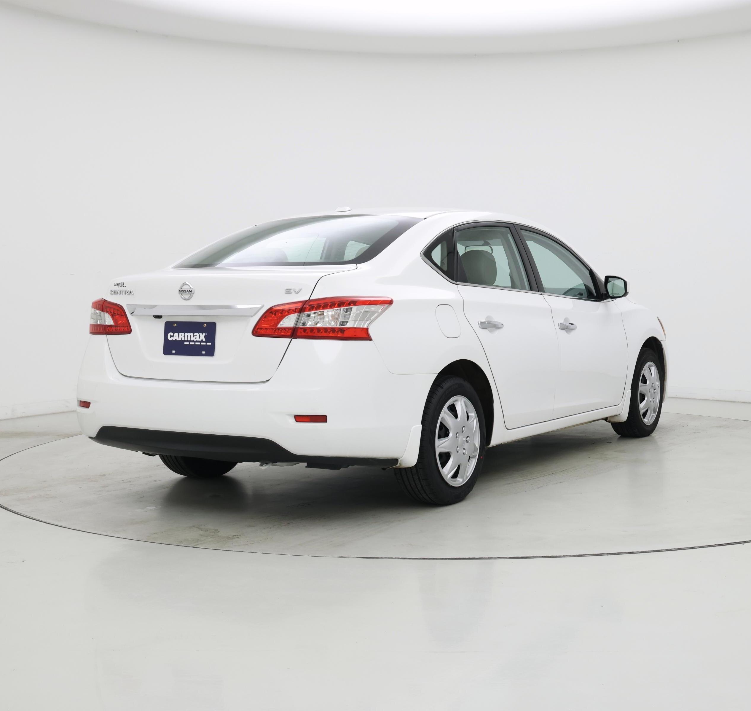 Thumbnail: 2015 Nissan Sentra - 8