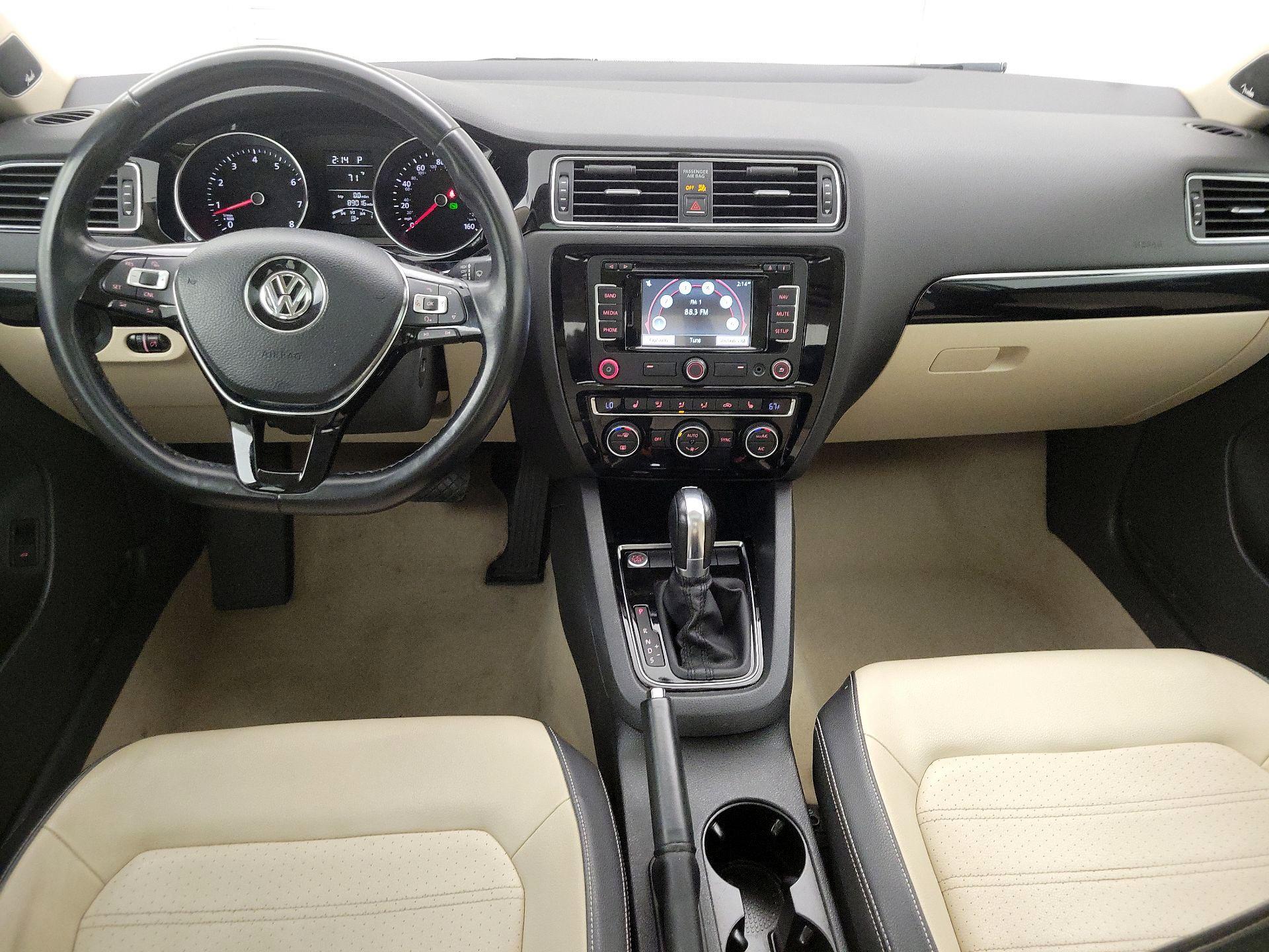 Thumbnail: 2015 Volkswagen Jetta - 9