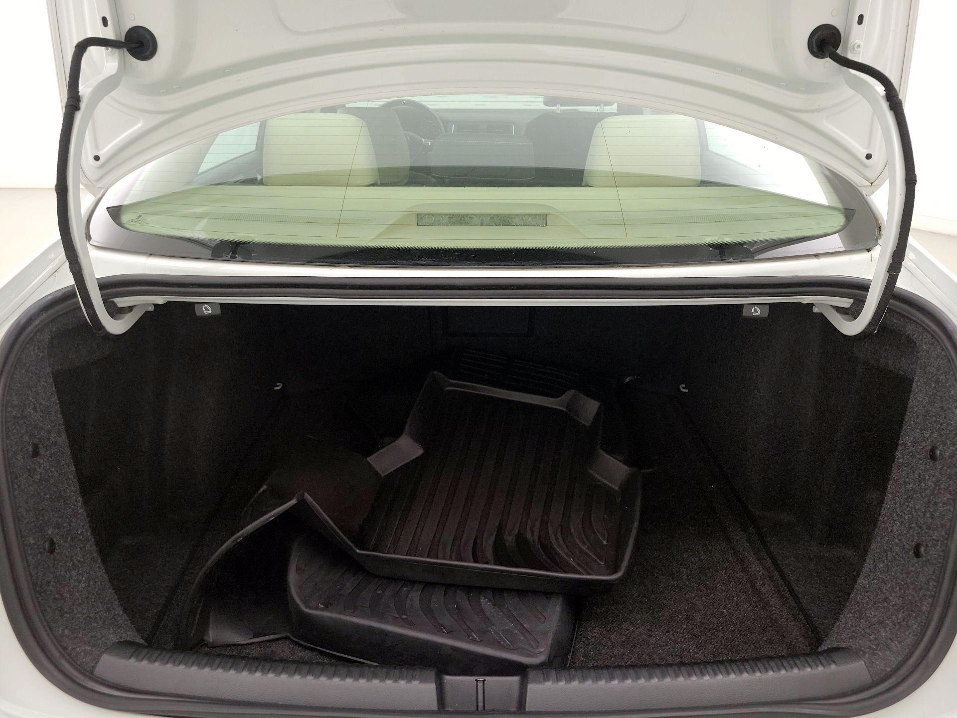 Thumbnail: 2015 Volkswagen Jetta - 20