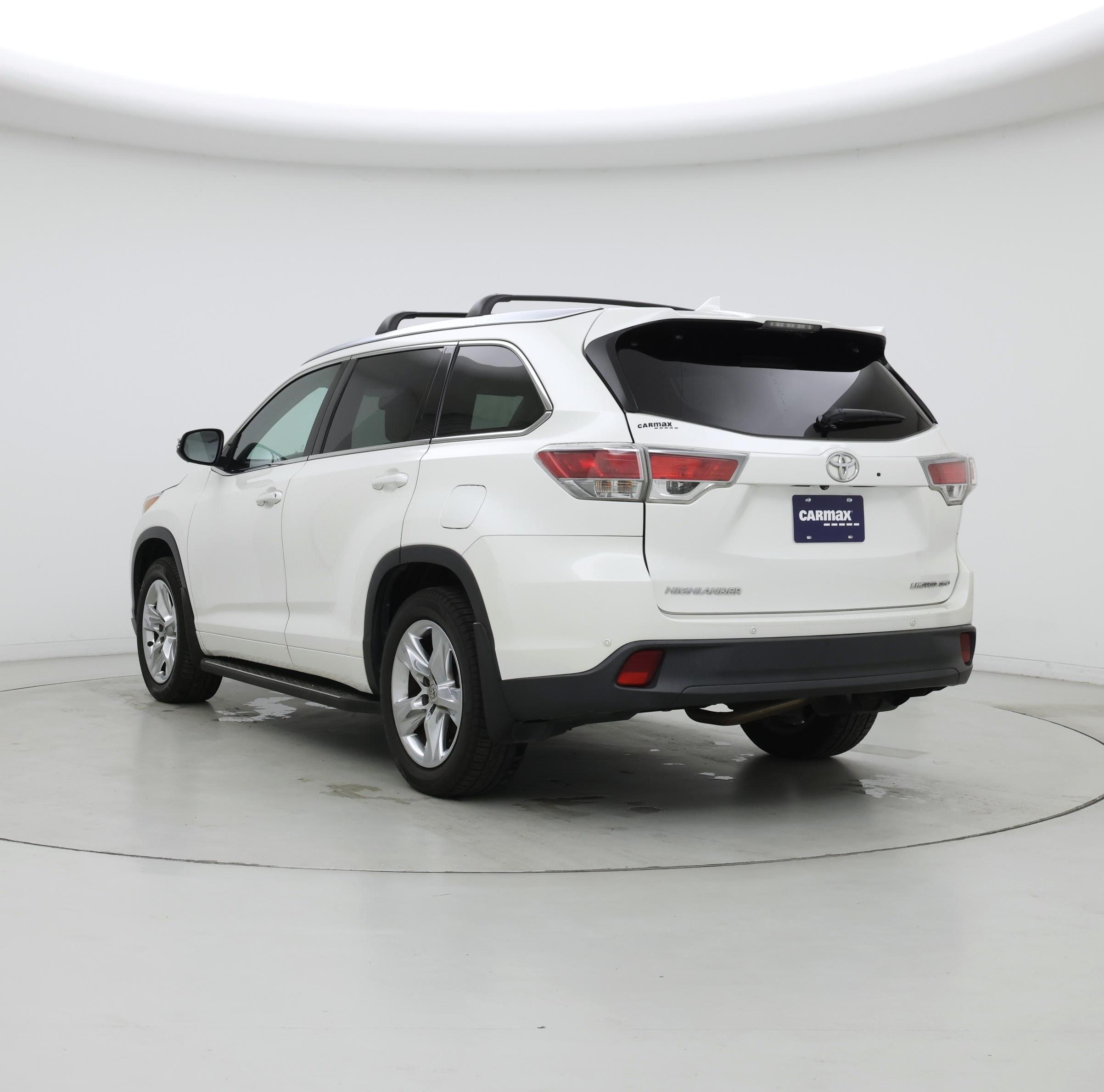 Thumbnail: 2015 Toyota Highlander - 2