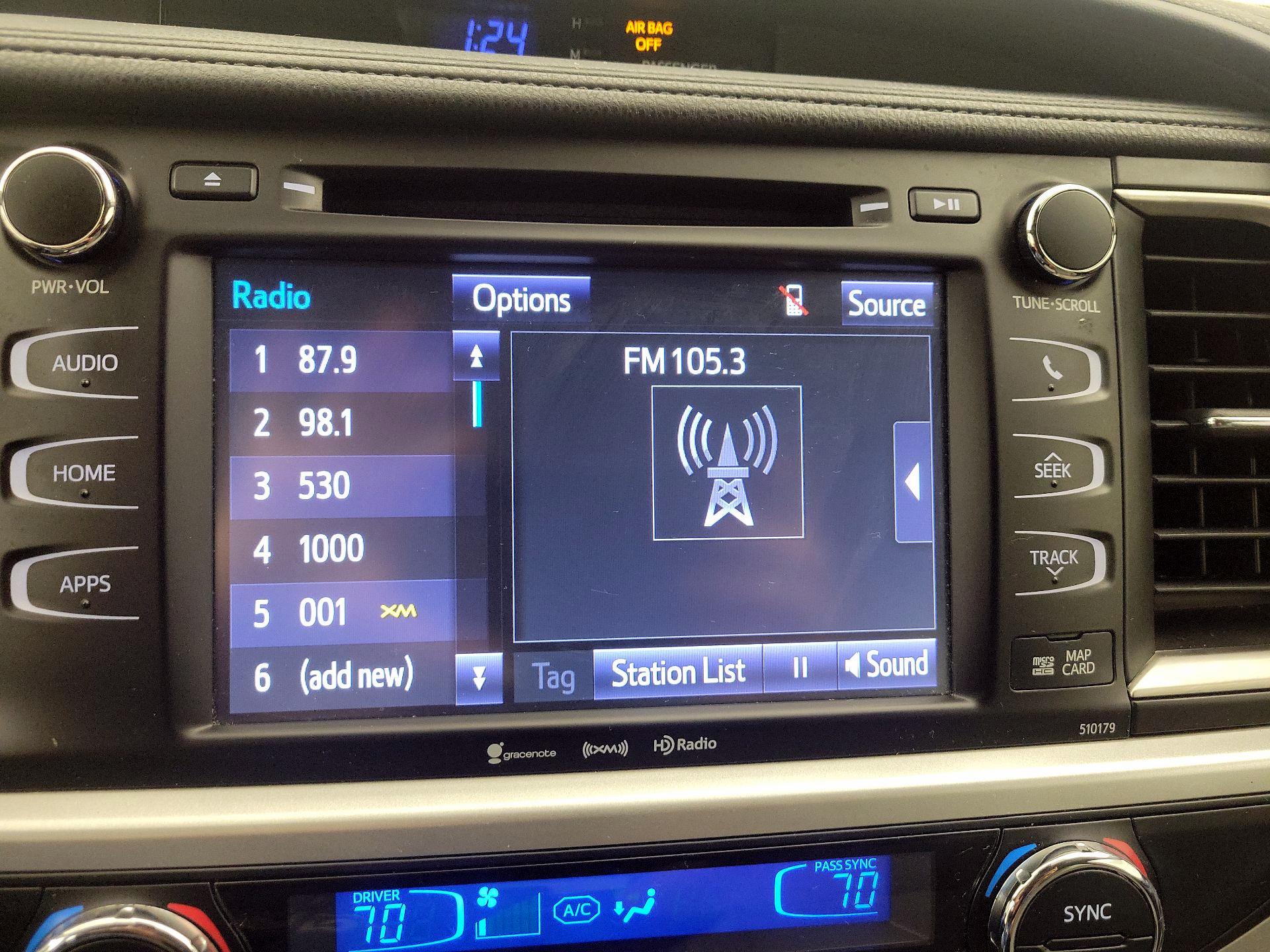 Thumbnail: 2017 Toyota Highlander - 15