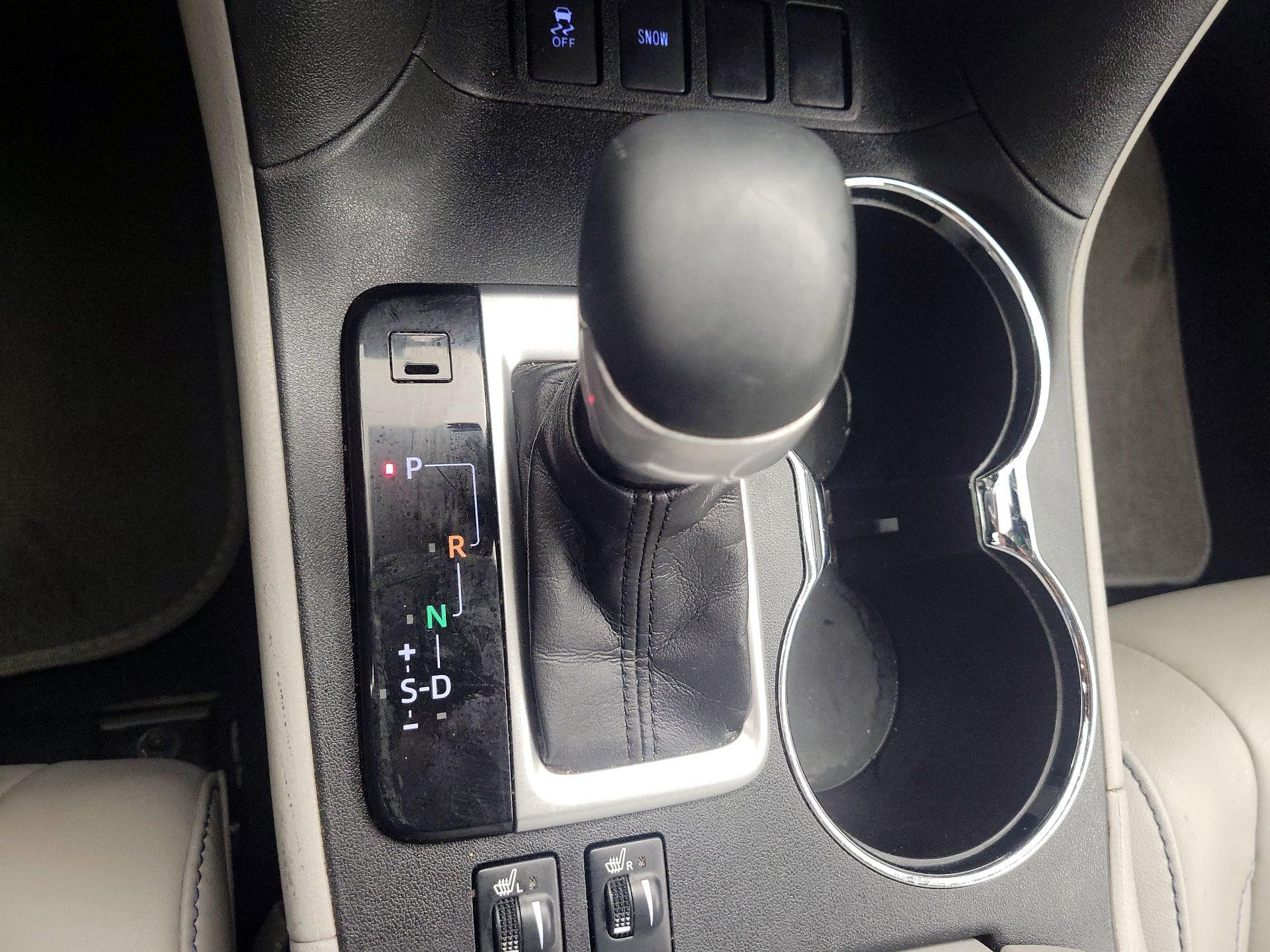 Thumbnail: 2017 Toyota Highlander - 17