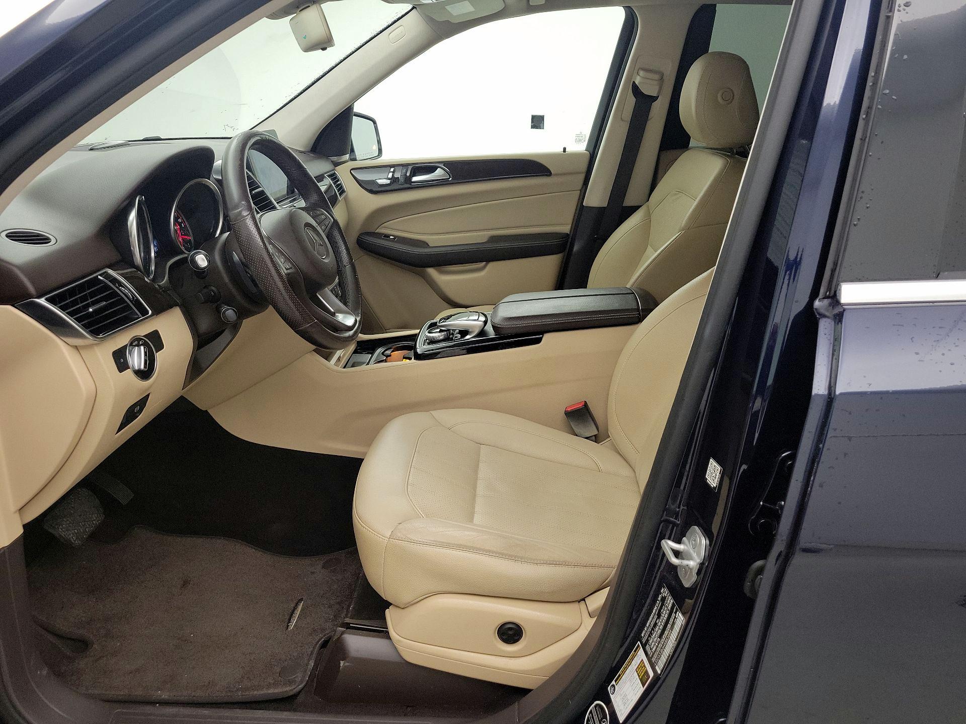 Thumbnail: 2017 Mercedes-Benz GLE - 11