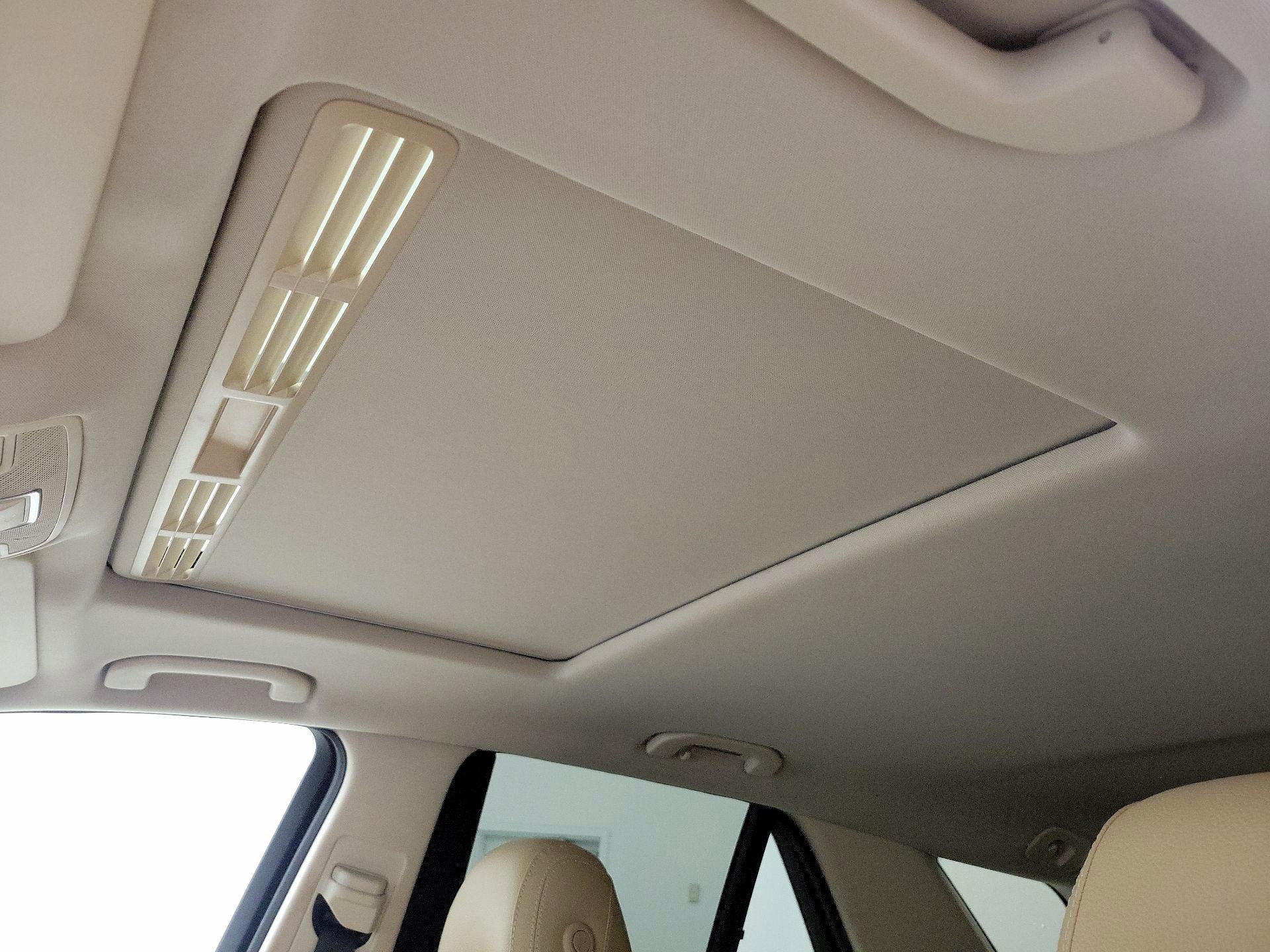 Thumbnail: 2017 Mercedes-Benz GLE - 20