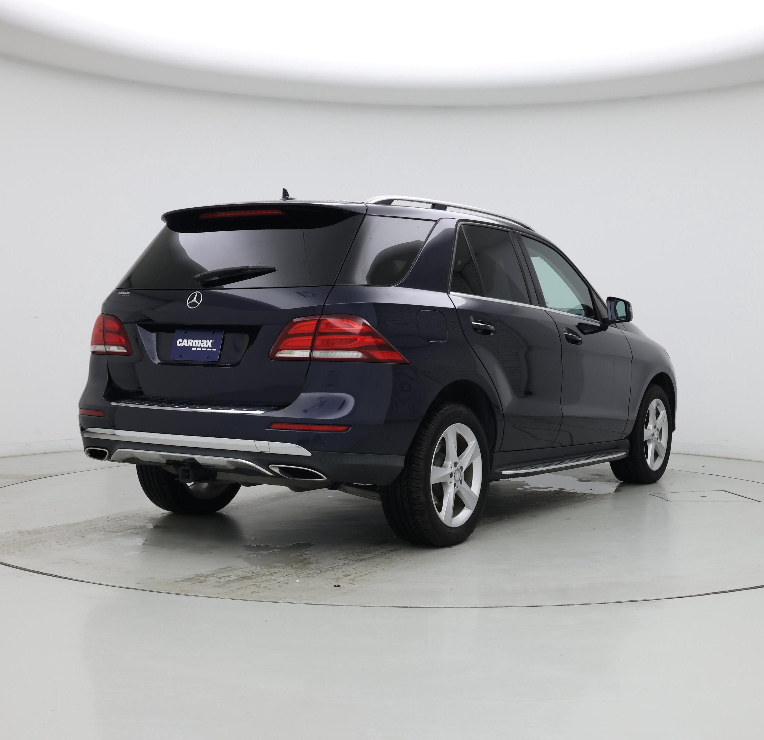 Thumbnail: 2017 Mercedes-Benz GLE - 8