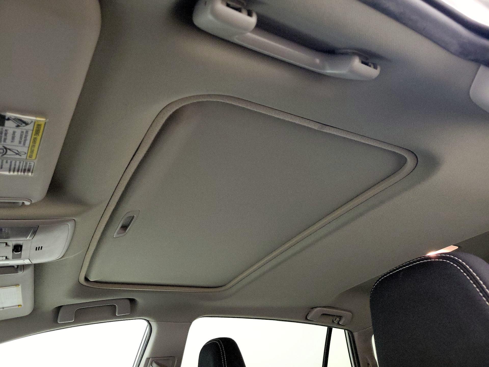 Thumbnail: 2016 Toyota RAV4 - 19