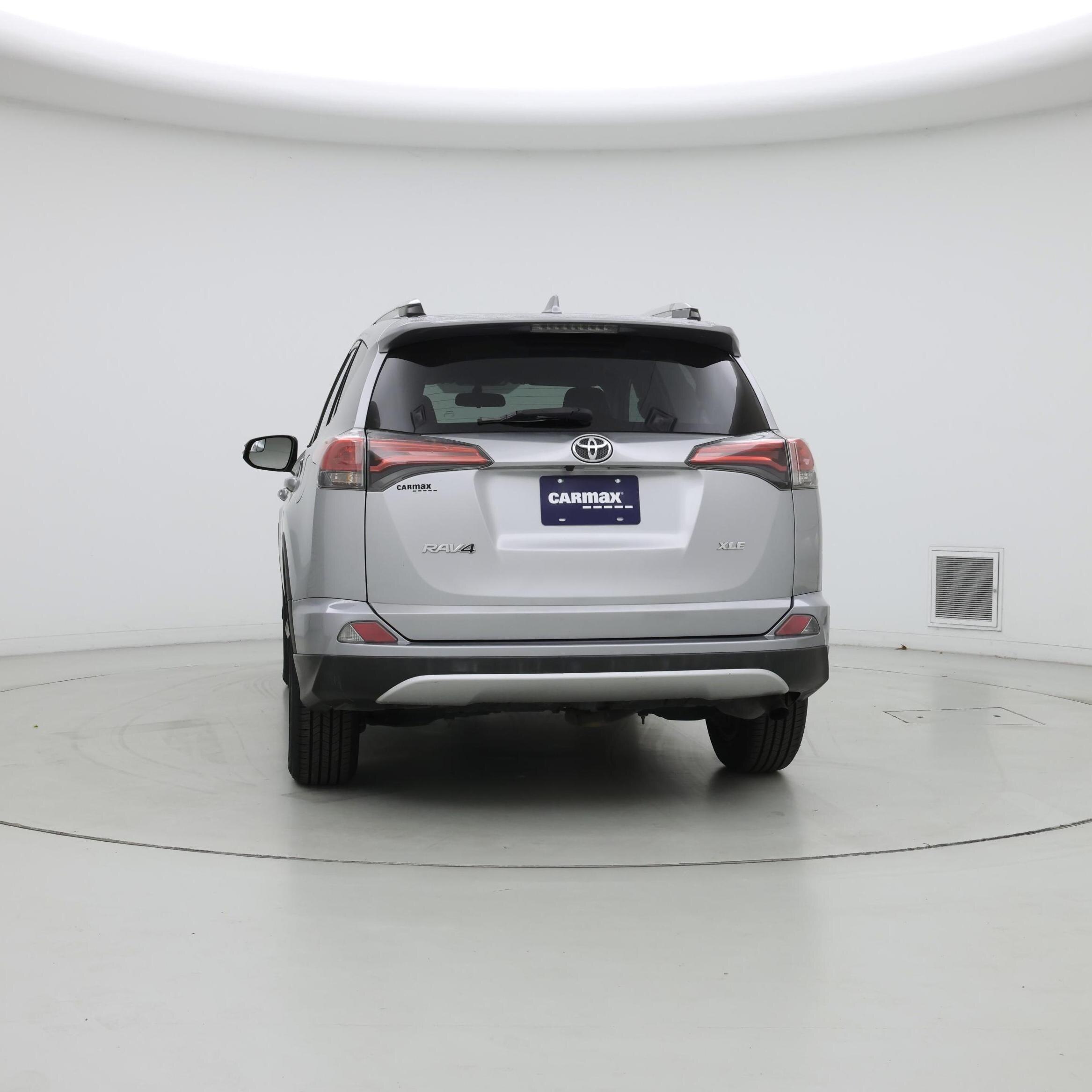 Thumbnail: 2016 Toyota RAV4 - 6