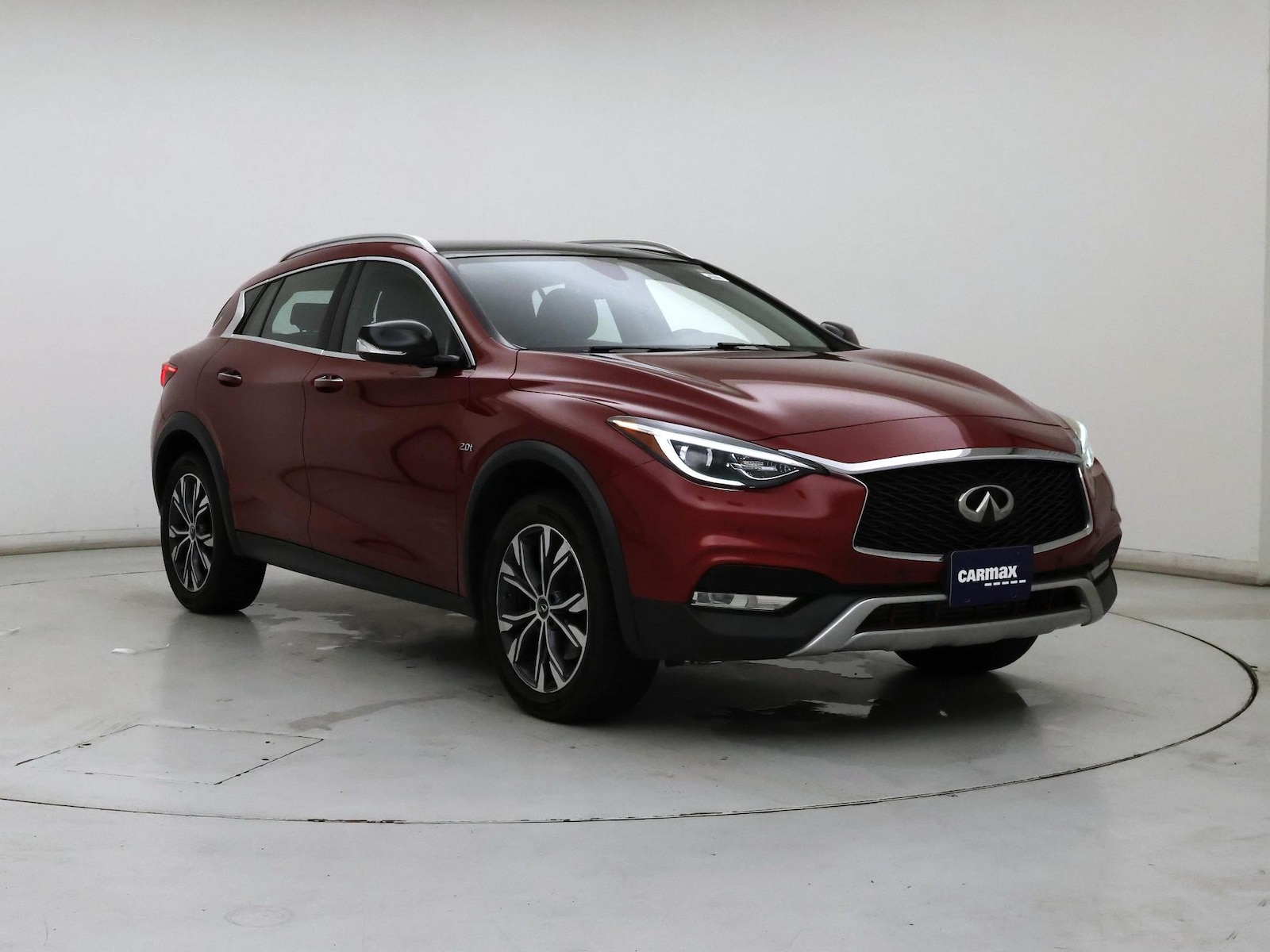 Image 2 of 2017 Infiniti QX30 Premium