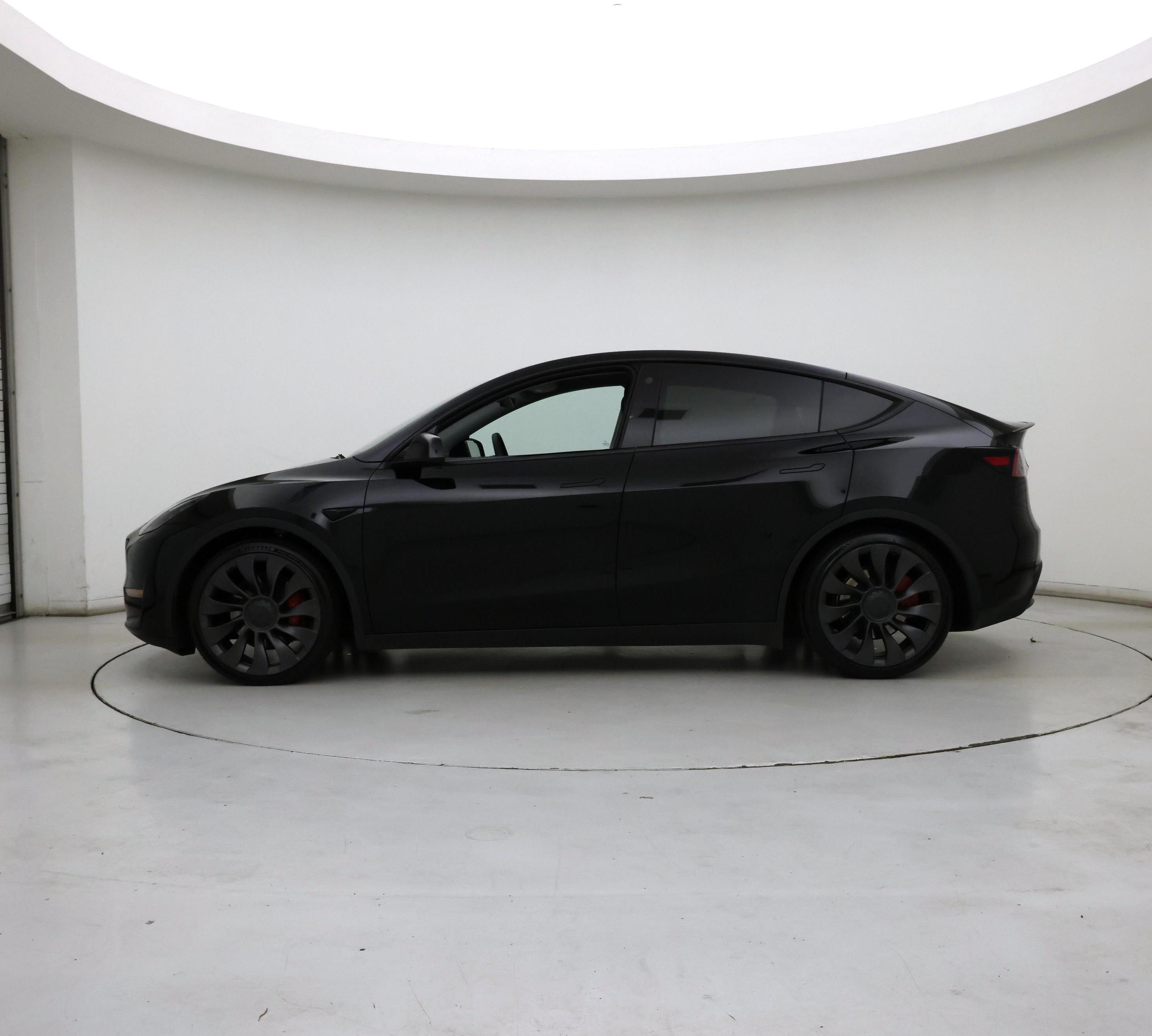 Thumbnail: 2022 Tesla Model Y - 3