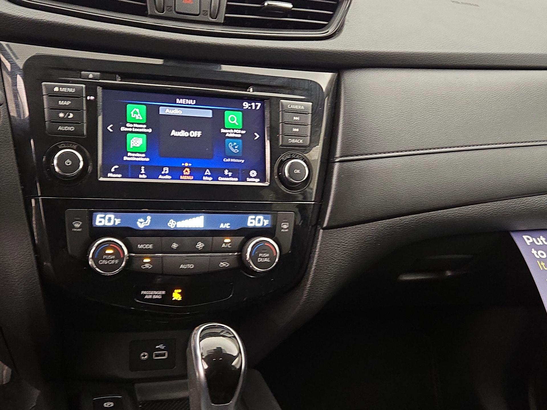 Thumbnail: 2020 Nissan Rogue - 16