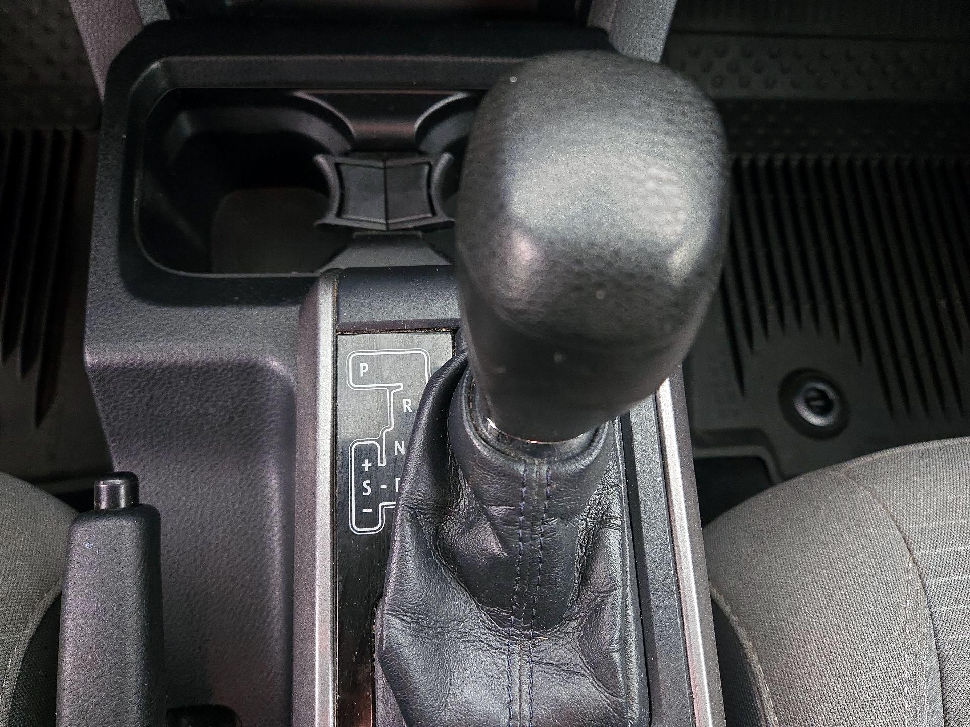 Thumbnail: 2019 Toyota Tacoma - 17