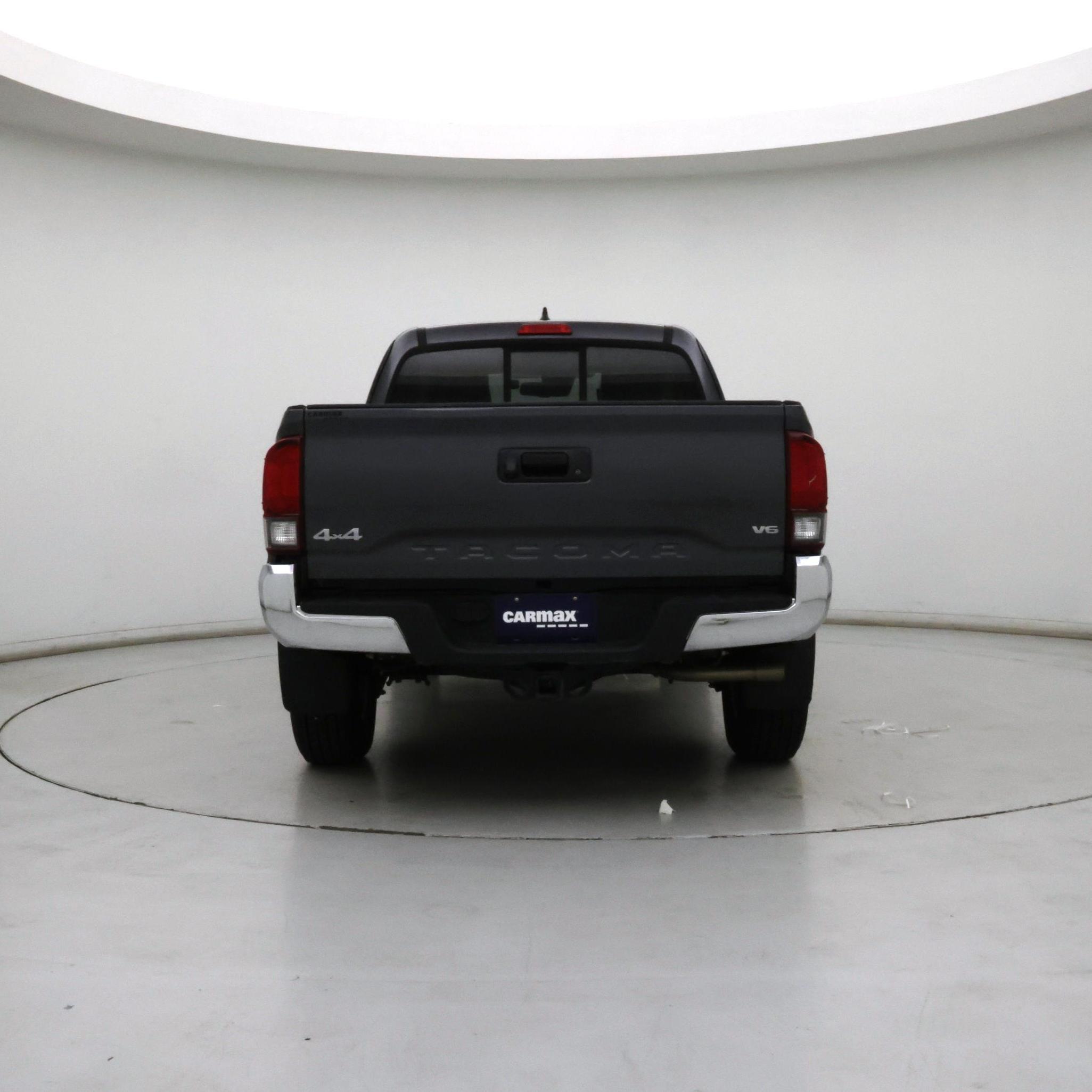 Thumbnail: 2019 Toyota Tacoma - 6