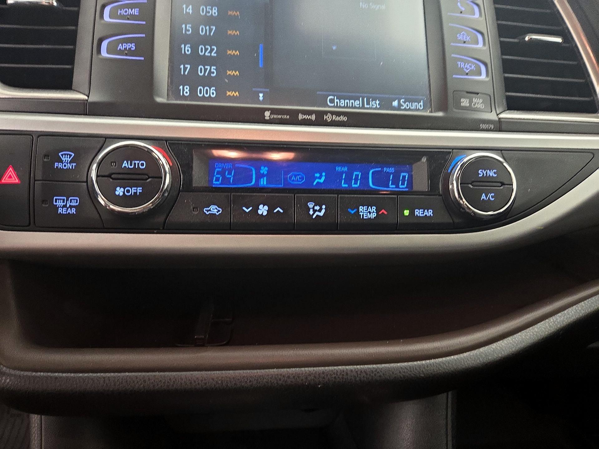 Thumbnail: 2018 Toyota Highlander - 15