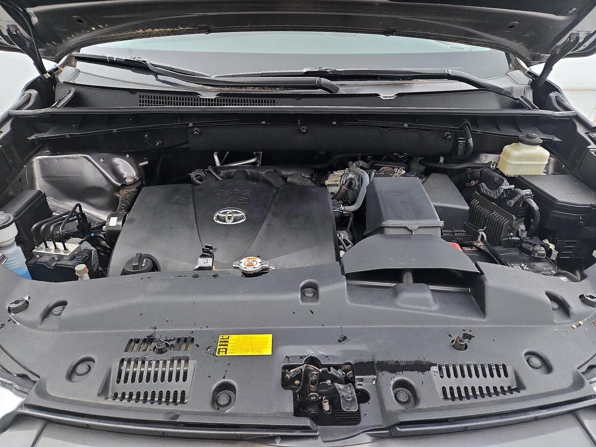 Thumbnail: 2018 Toyota Highlander - 20