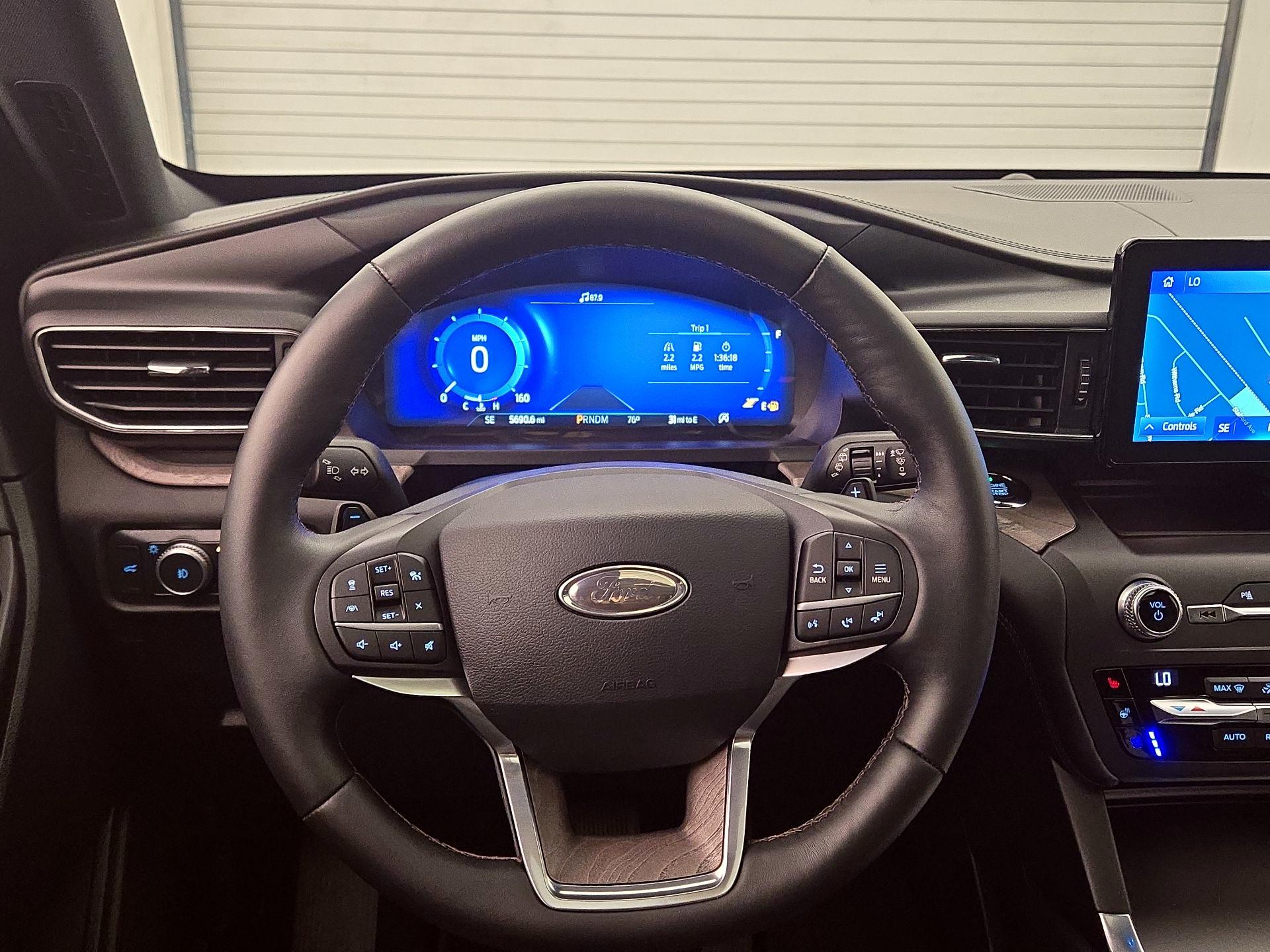 Thumbnail: 2020 Ford Explorer - 10