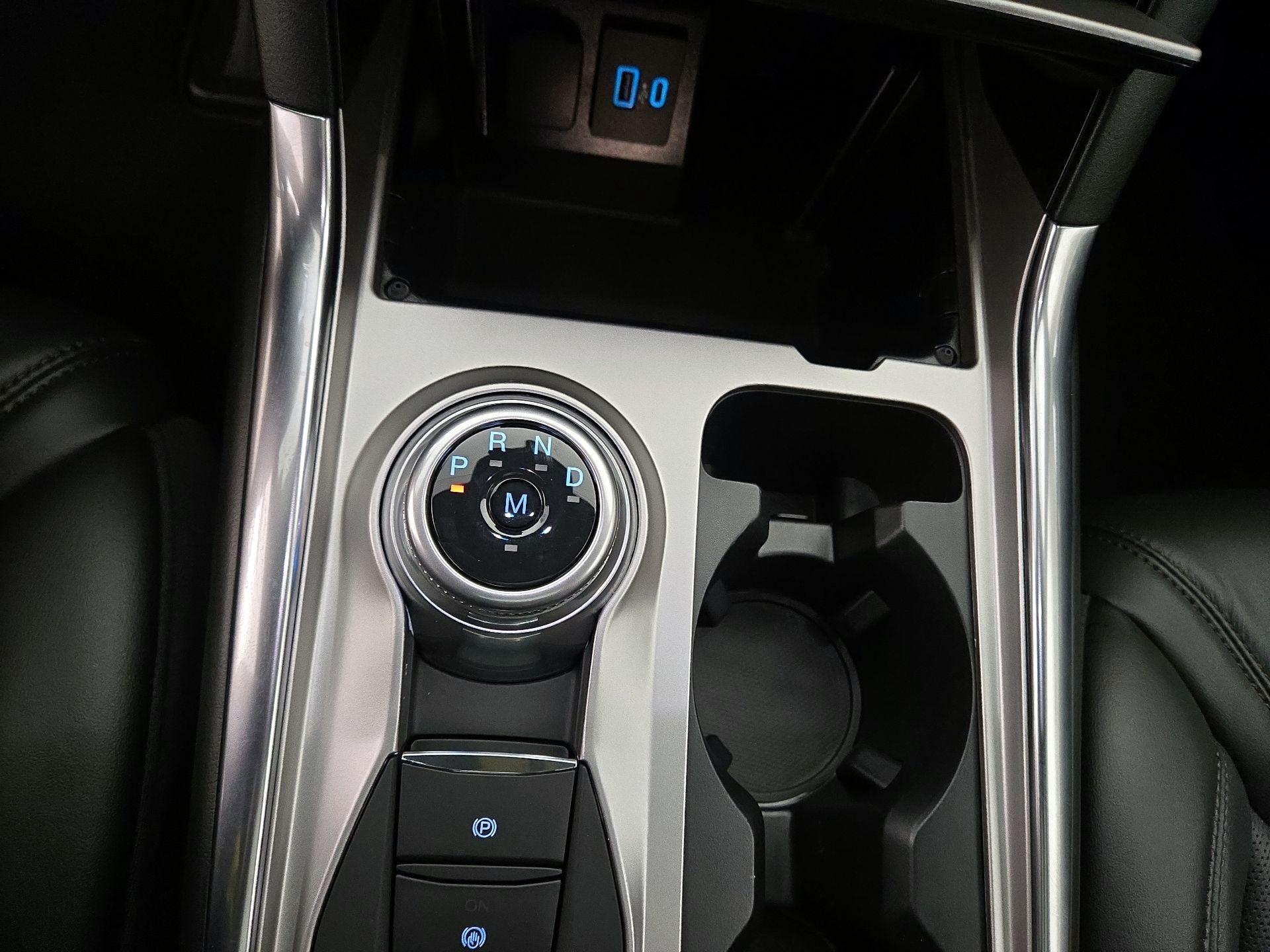 Thumbnail: 2020 Ford Explorer - 18
