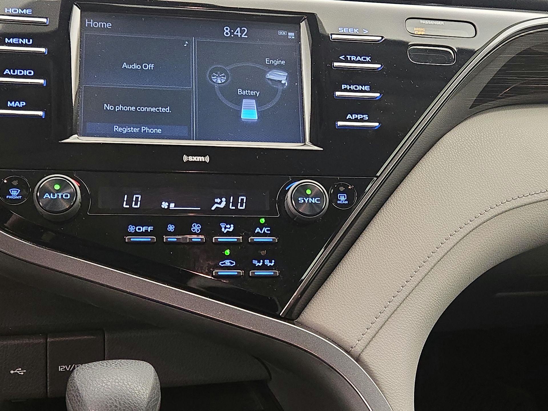 Thumbnail: 2020 Toyota Camry - 15